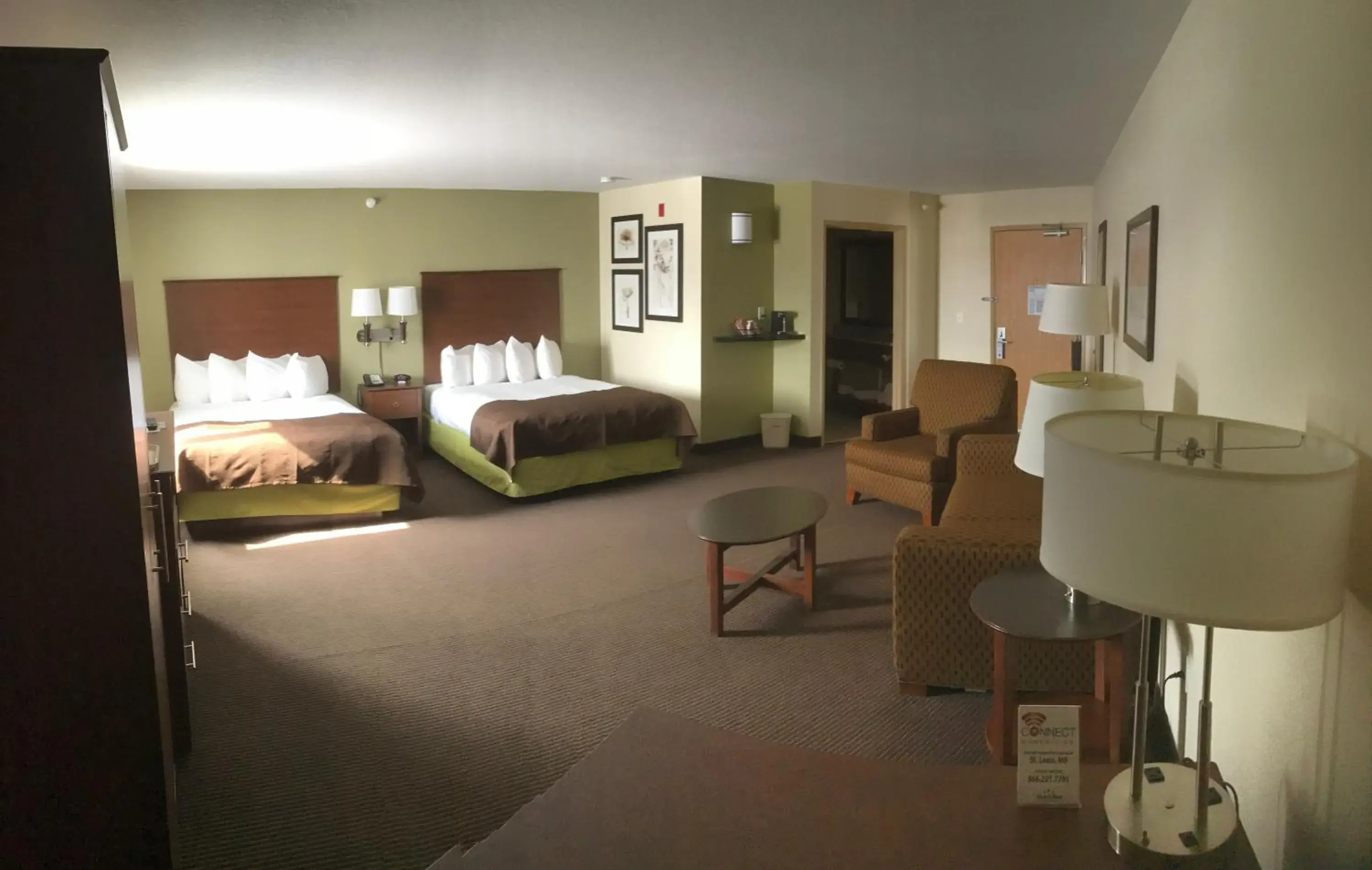 Photo of the whole room in AmericInn by Wyndham Osage