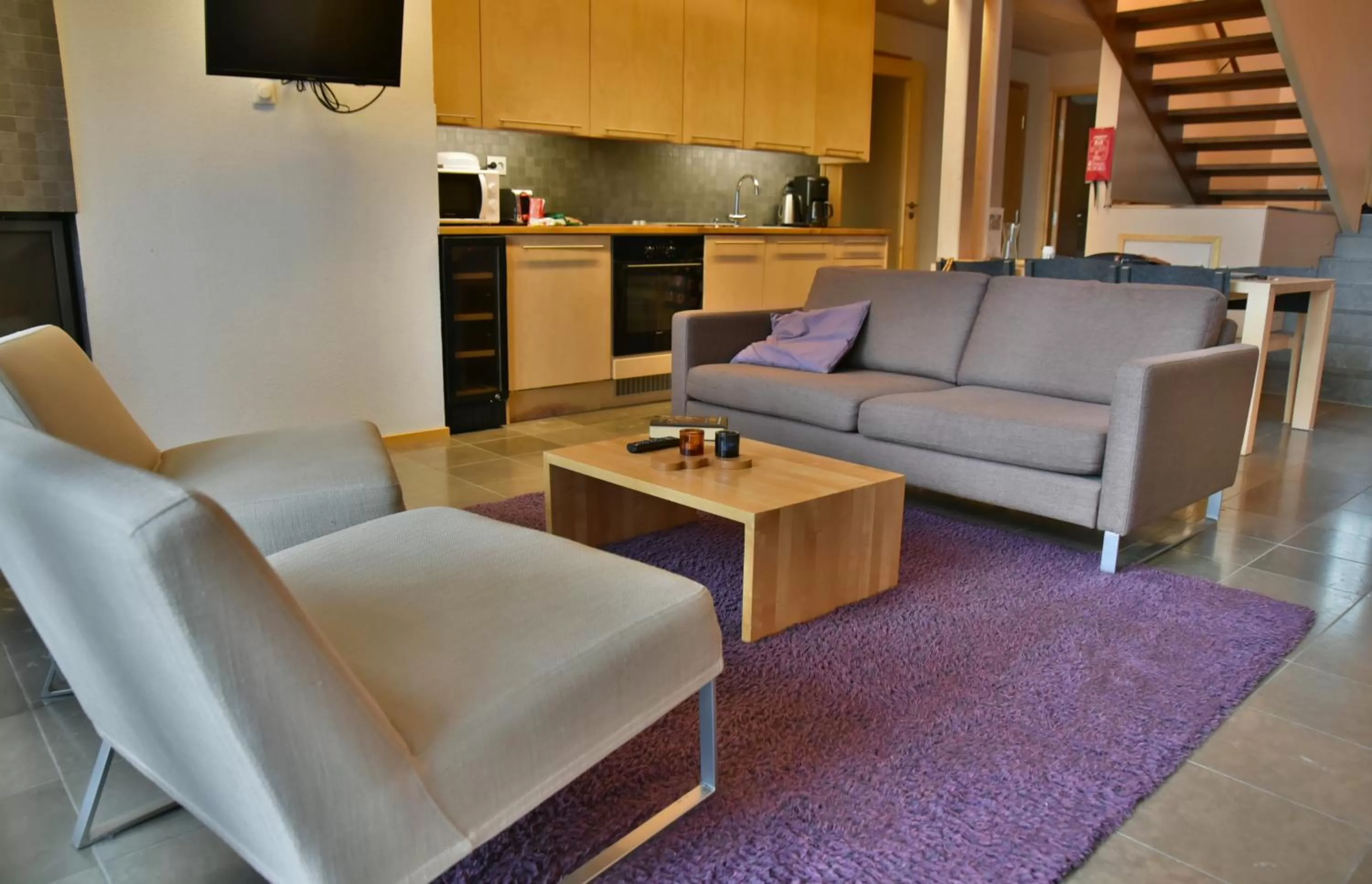 Seating Area in Saimaanranta Resort by Anttolanhovi