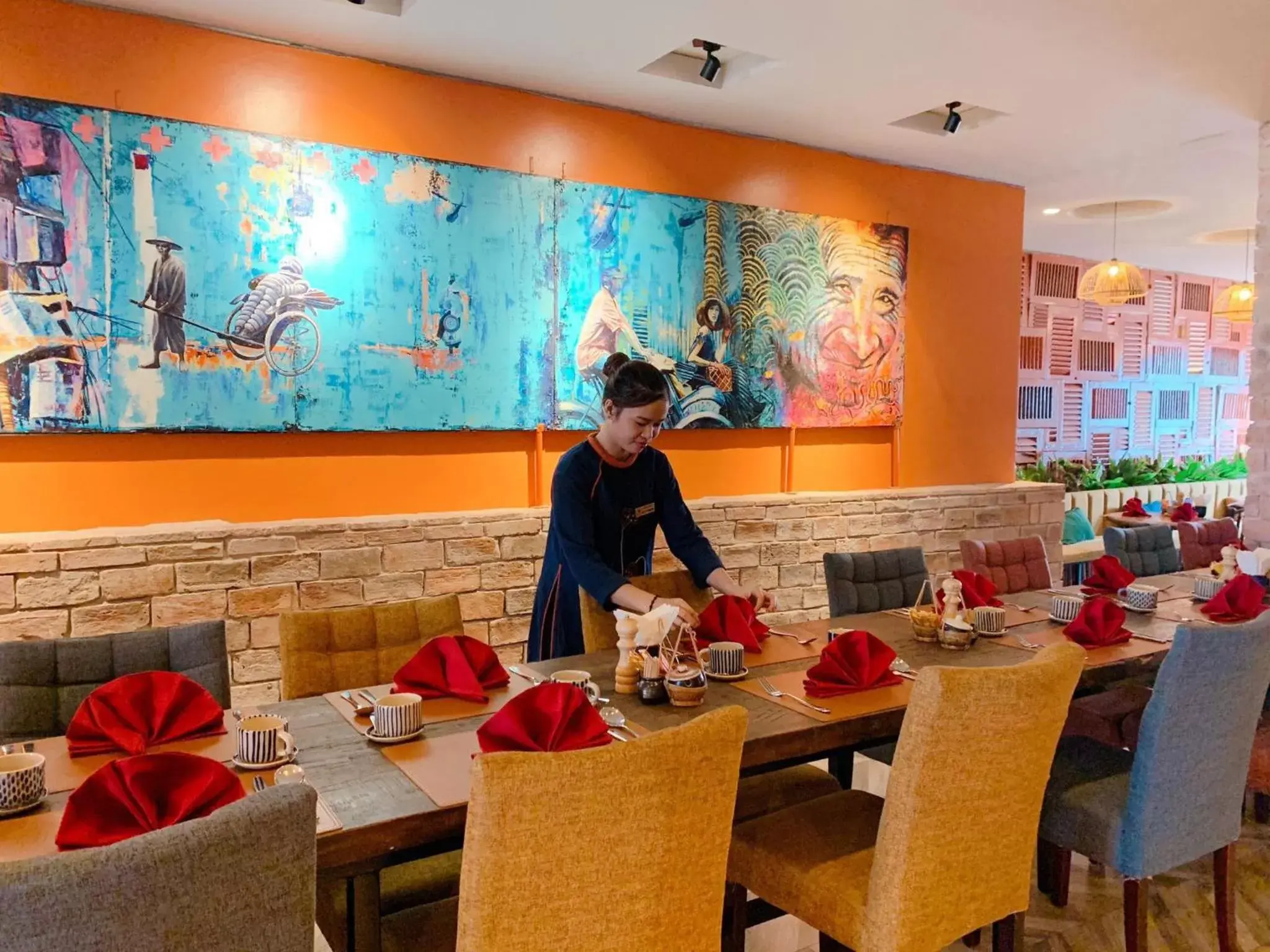 Staff, Restaurant/Places to Eat in Prostyle Hotel Ho Chi Minh プロスタイルホテルホーチミン Staff, Restaurant/Places to Eat in Prostyle Hotel Ho Chi Minh プロスタイルホテルホーチミン