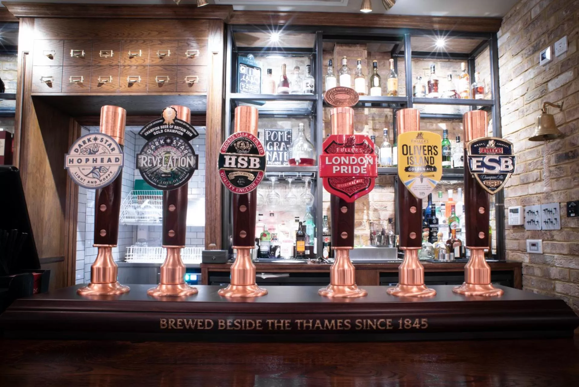 Restaurant/places to eat in Blackbird