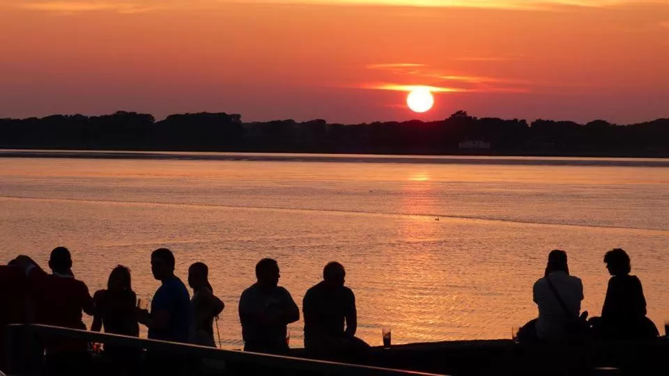 Sunset in Anglesey Arms