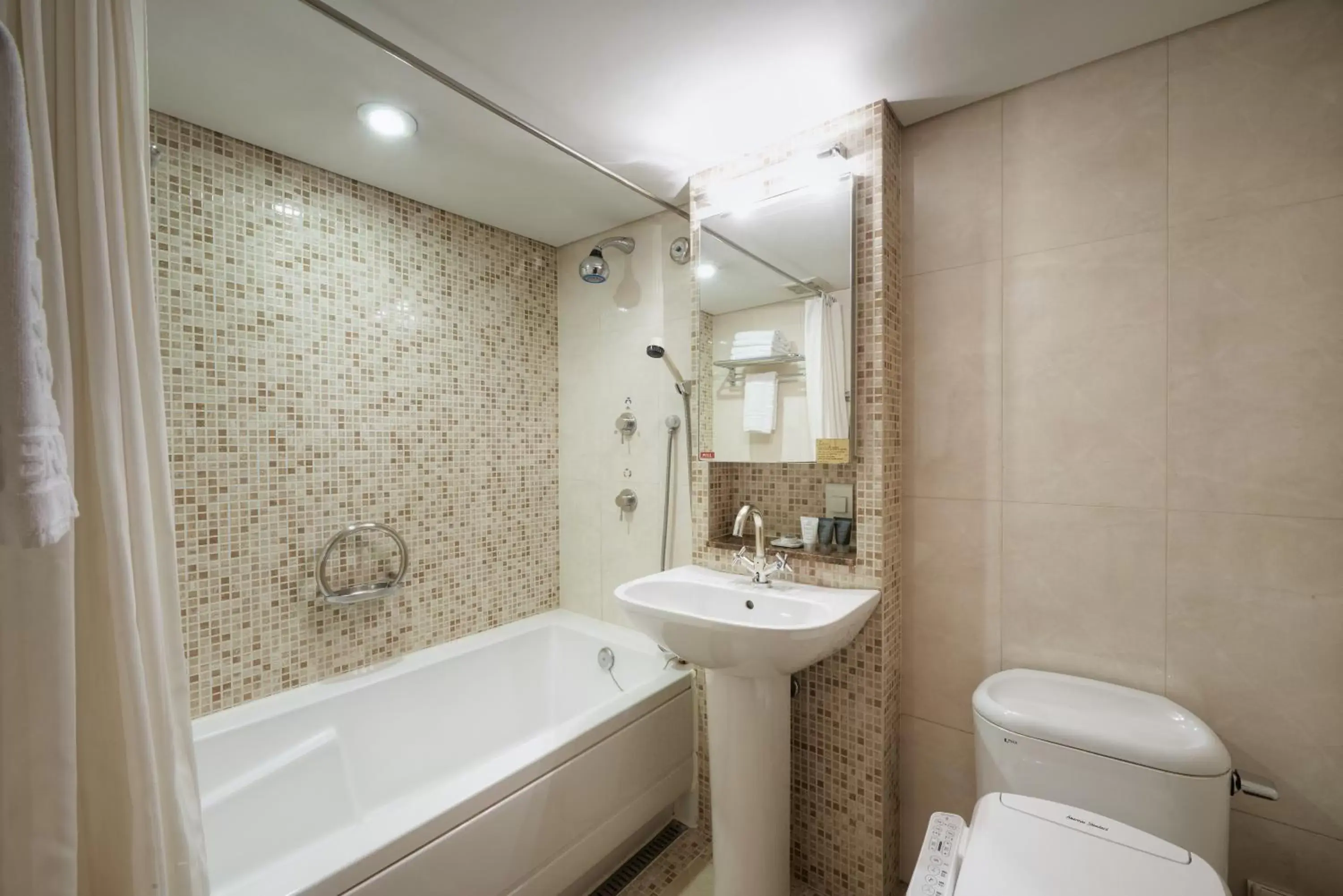 Bathroom in Seoul Riviera Hotel