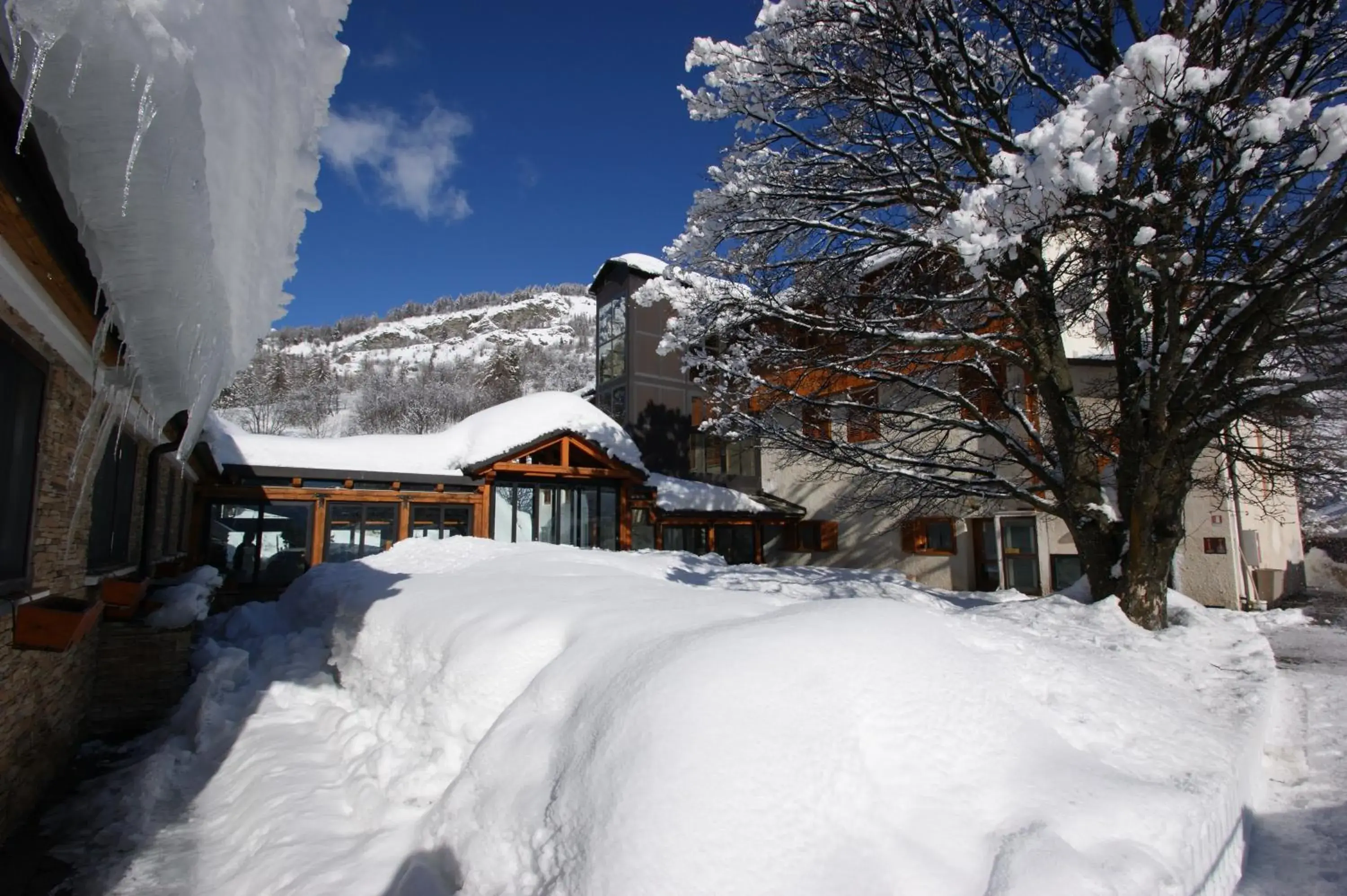 Property building, Winter in Hotel Europa