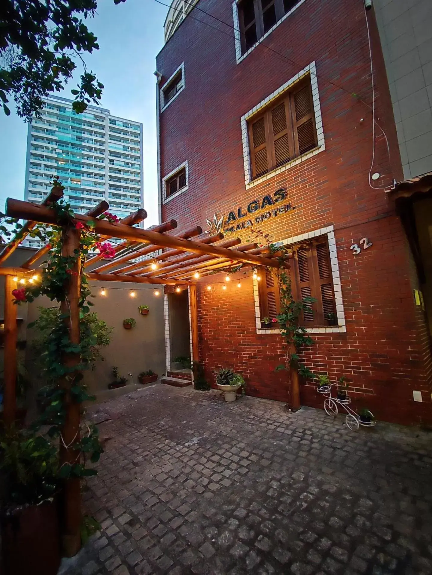 Facade/entrance, Property Building in Algas Praia Hotel