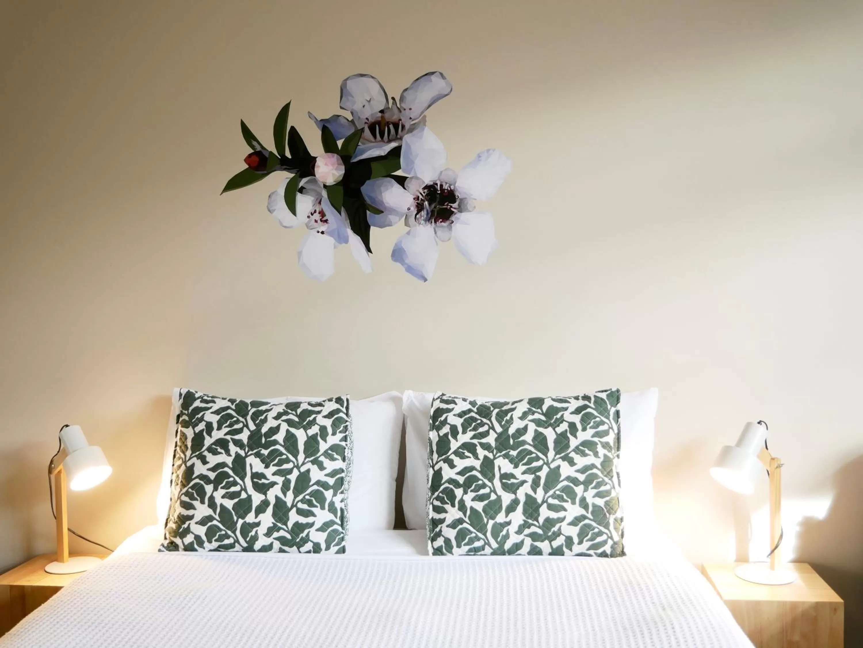 Decorative detail, Bed in Alpine Lake Motel