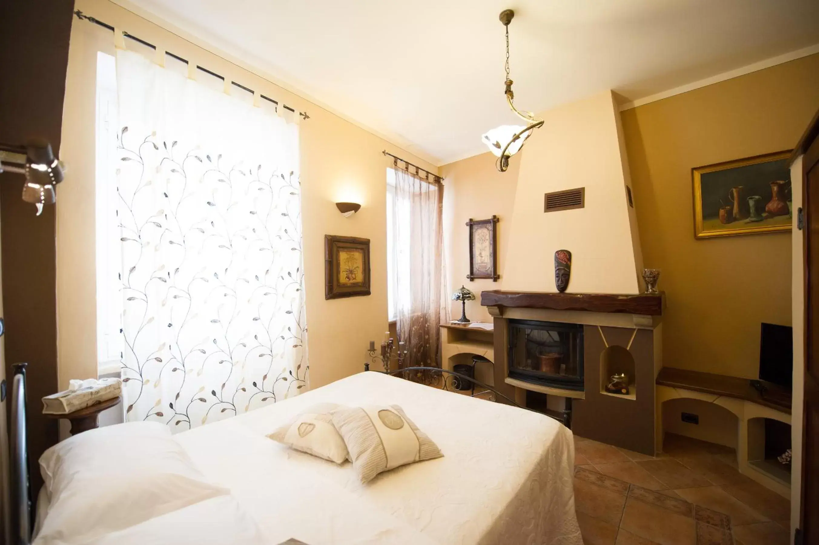 Photo of the whole room, Bed in B&B Borgo Cortese