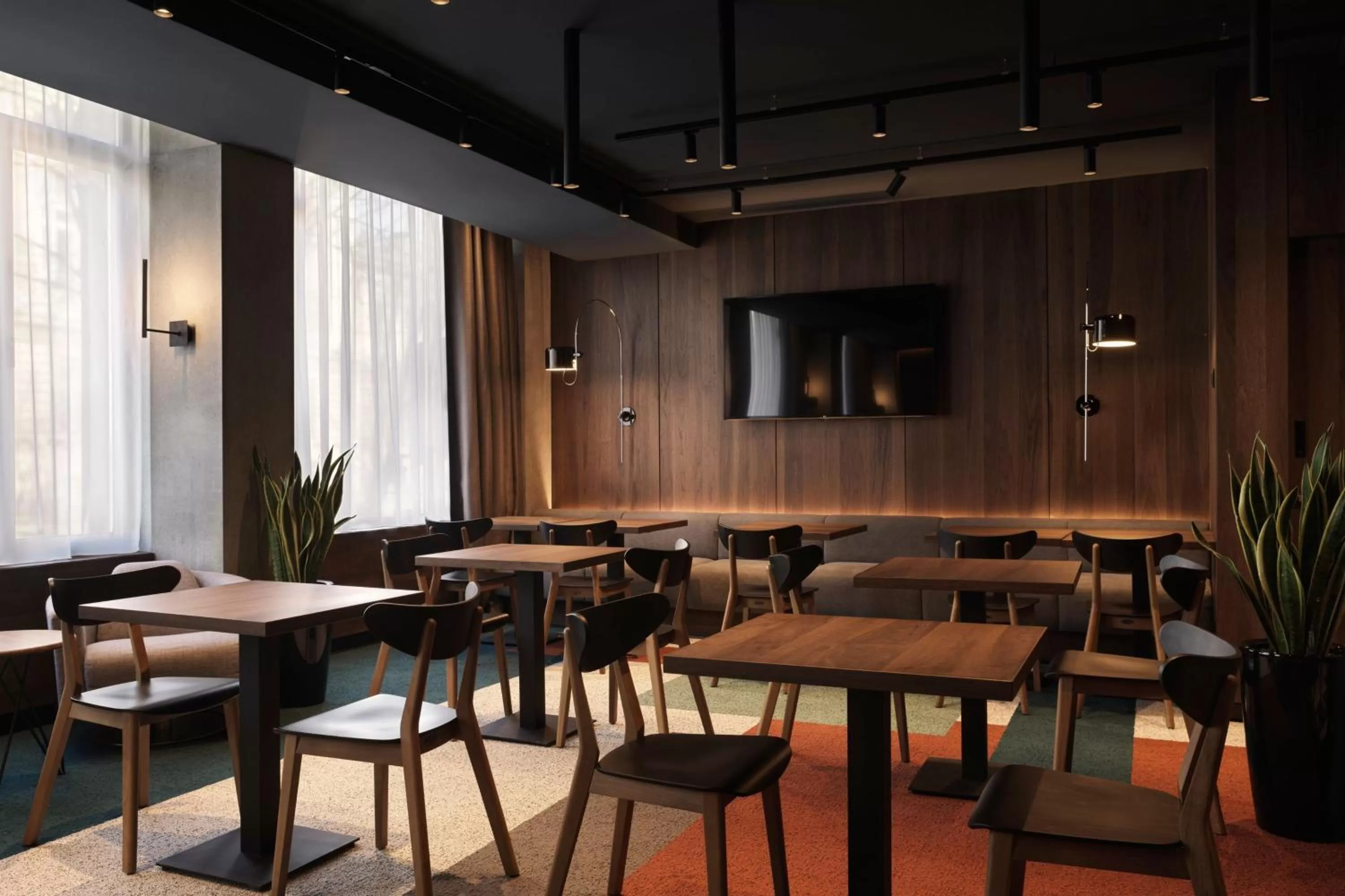 Restaurant/places to eat in Moxy Belgrade