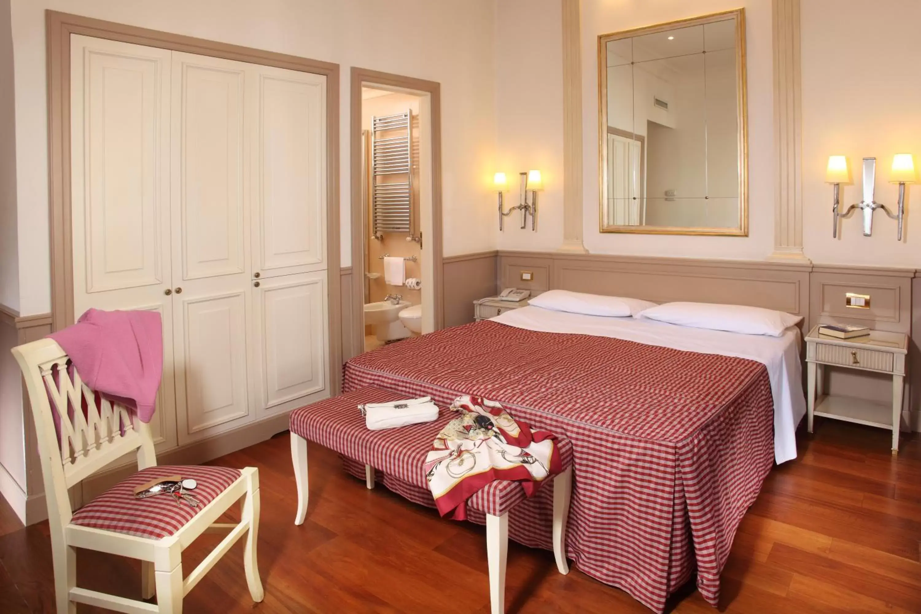 Photo of the whole room, Bed in Hotel Villa Glori