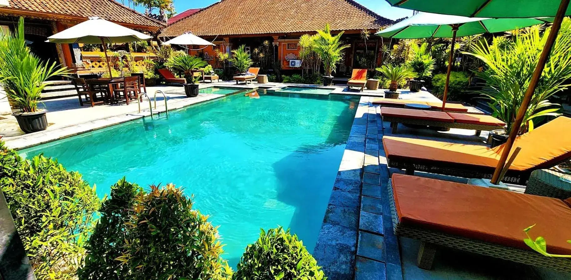 Swimming Pool in Puri Gopa Hotel