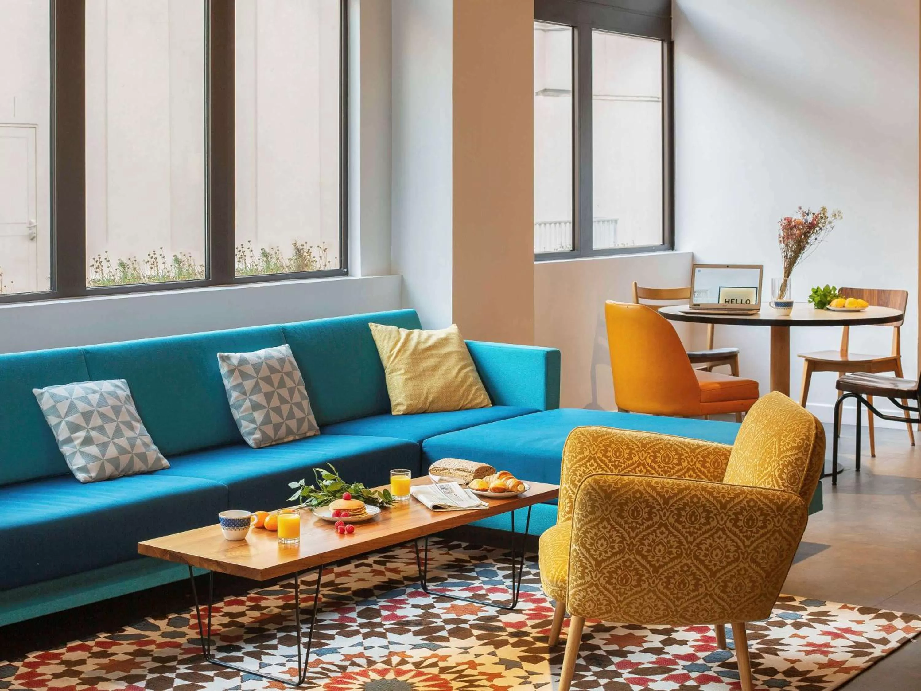 Restaurant/places to eat in Hôtel Mercure Paris Centre Gare Montparnasse