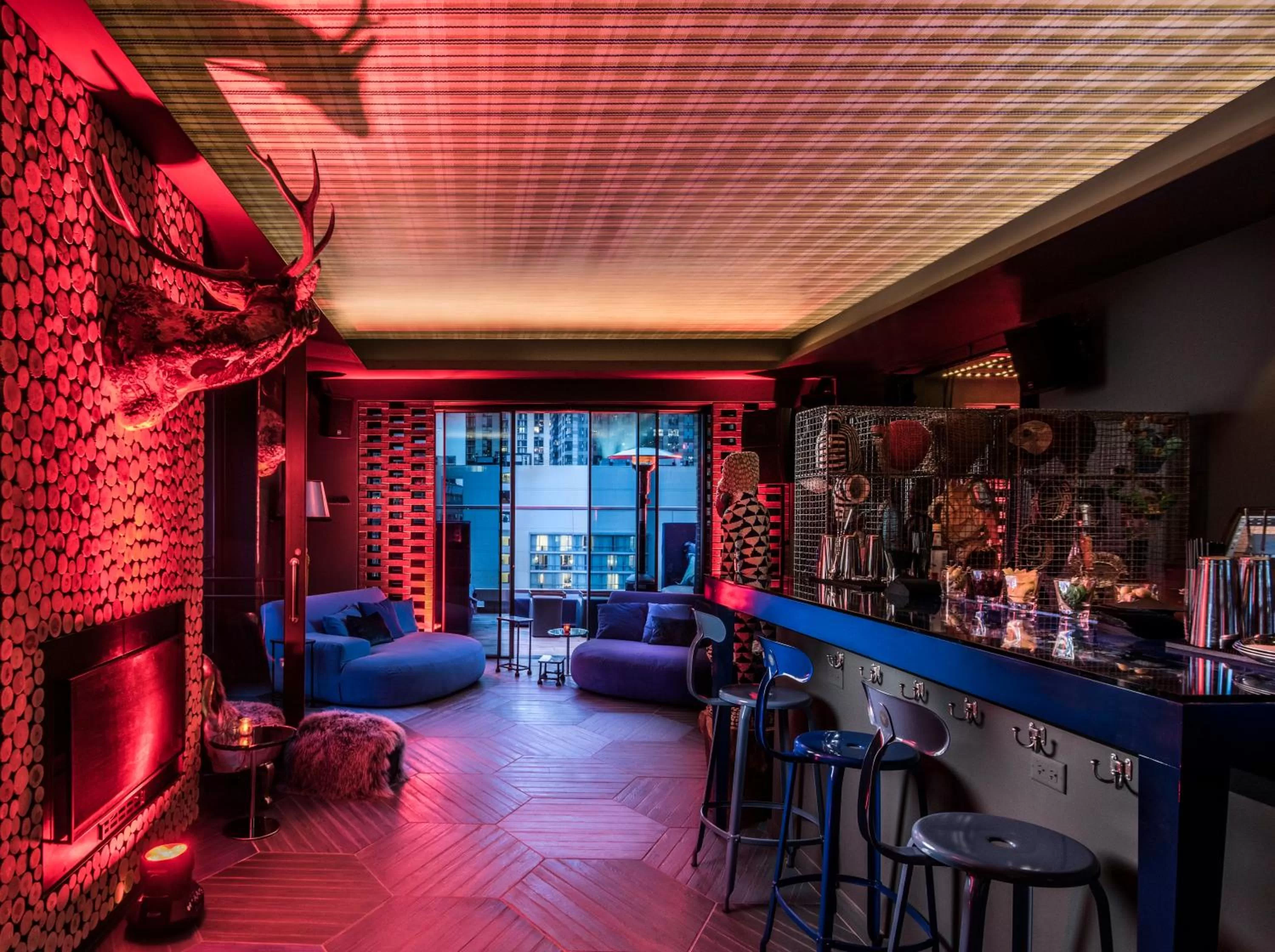 Restaurant/places to eat in Virgin Hotels Chicago