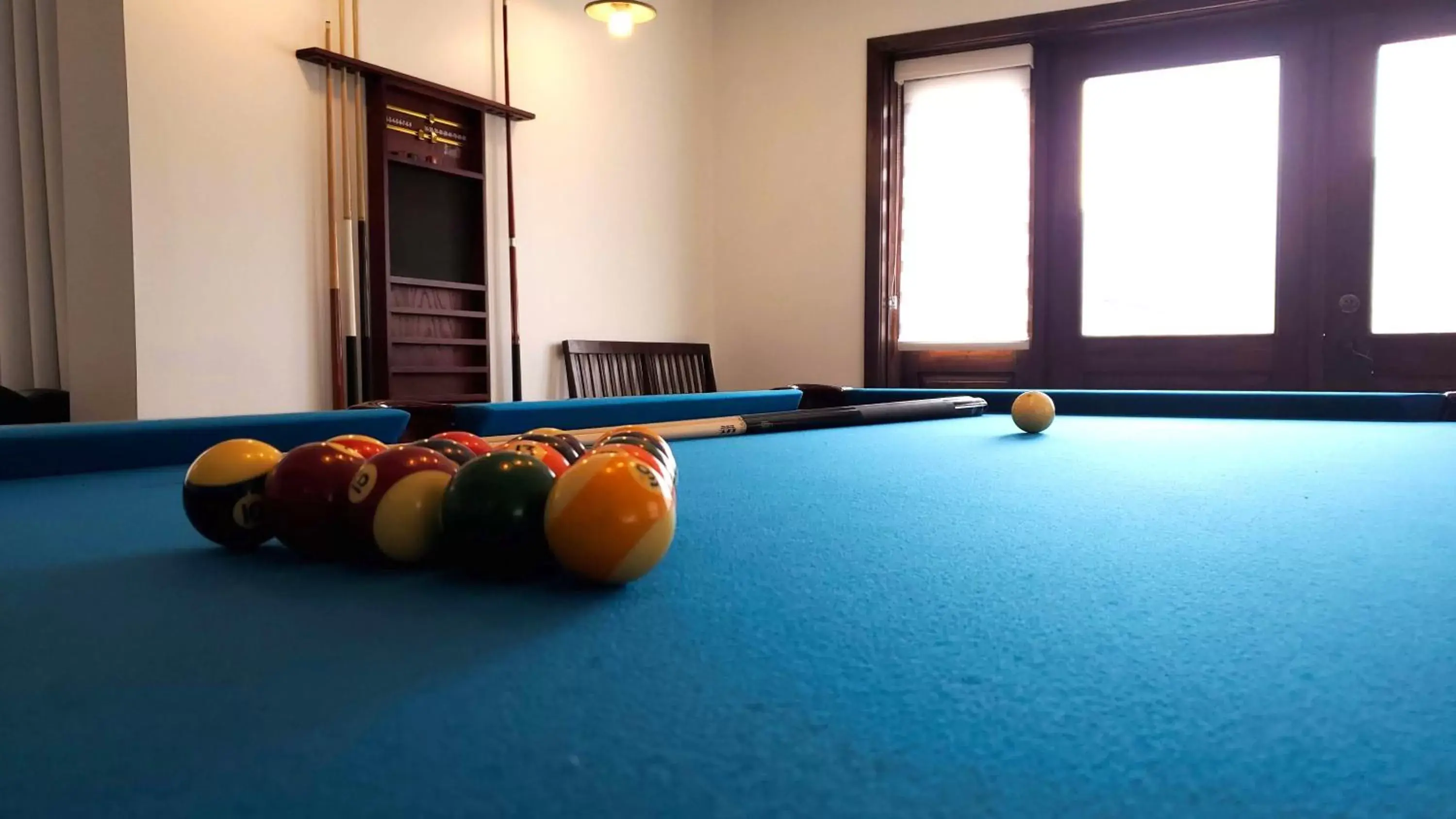 Billiards in Lofts Fleuve et Montagnes