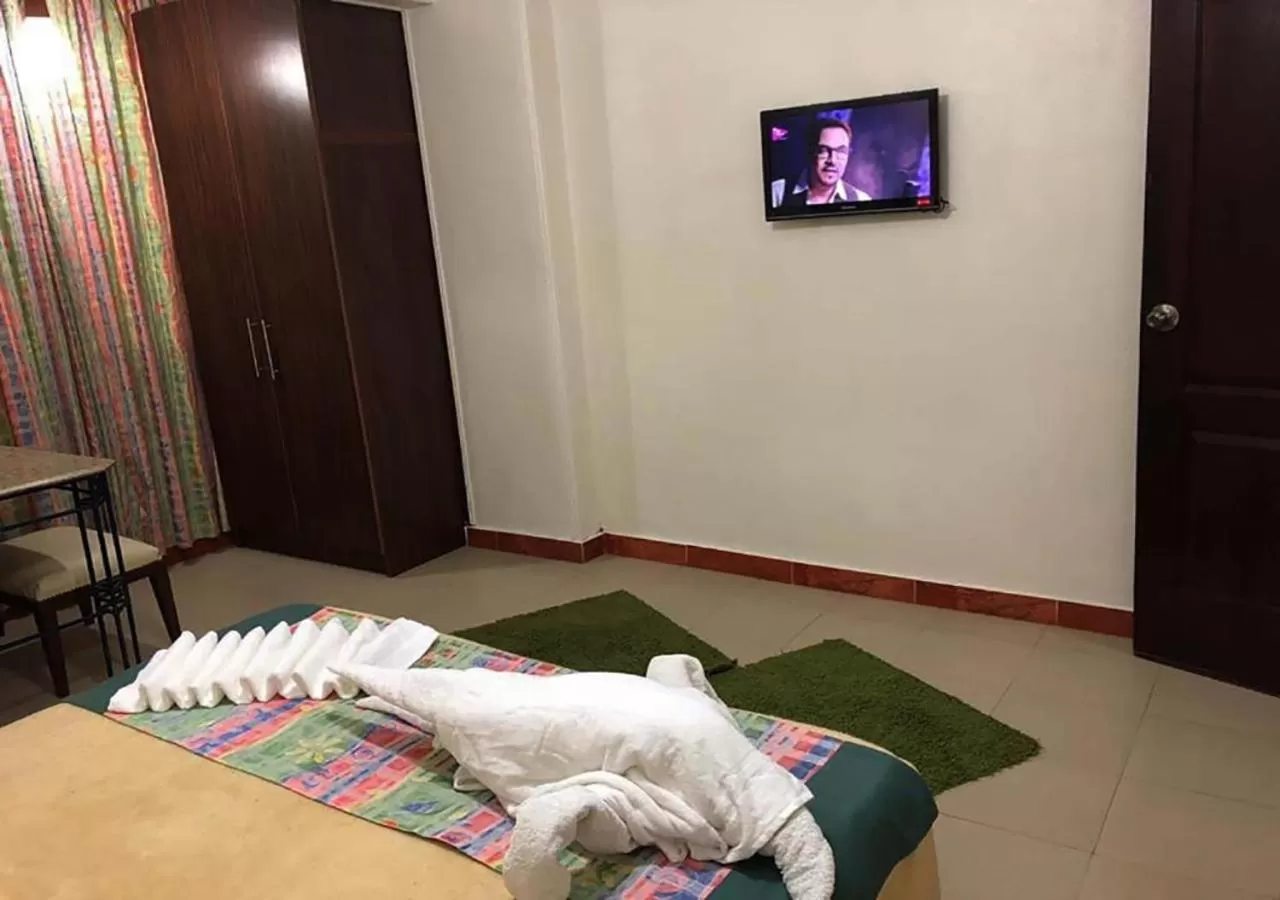 Bedroom, Bed in bonne villa