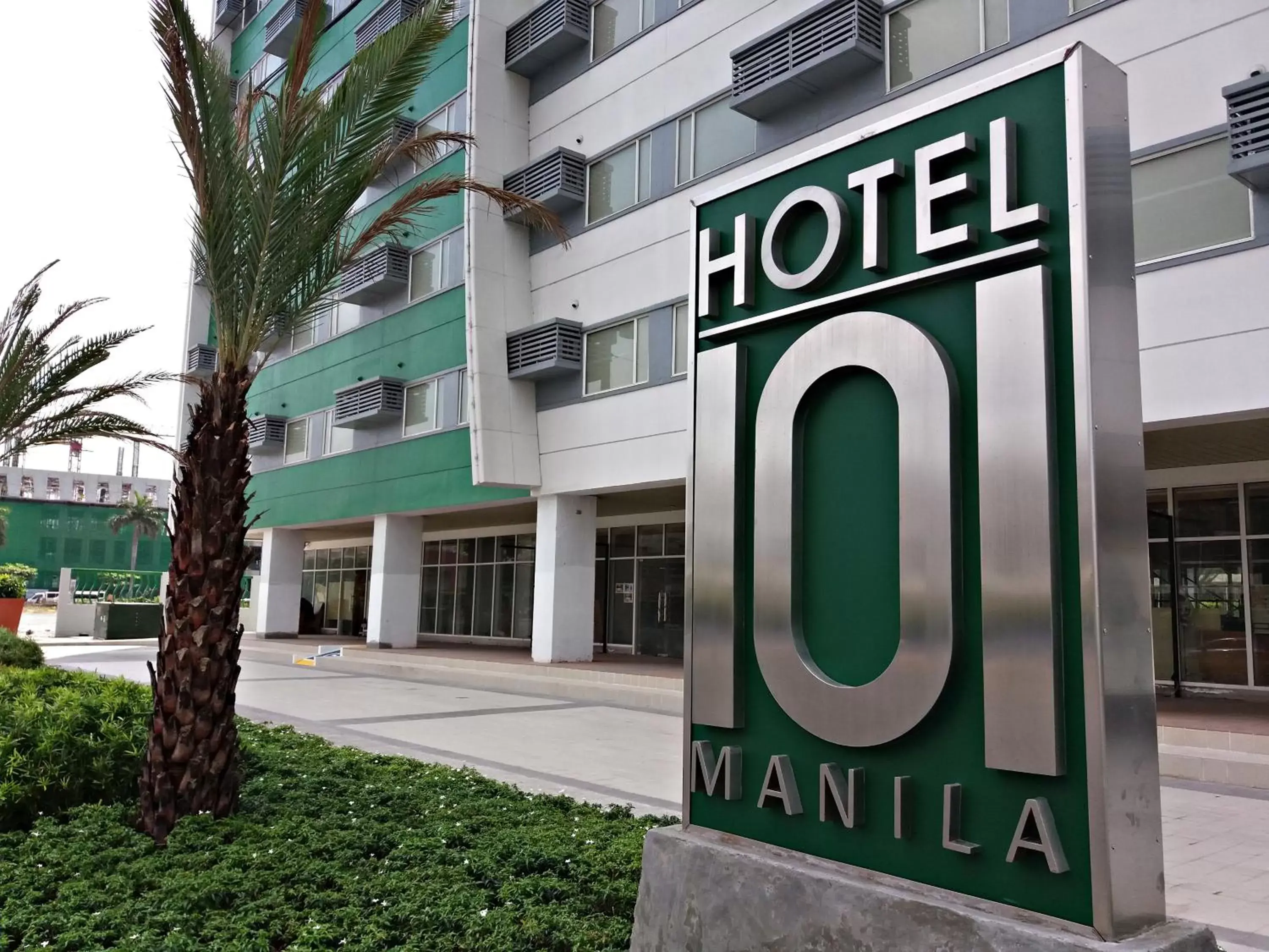 Facade/entrance in Hotel 101 - Manila