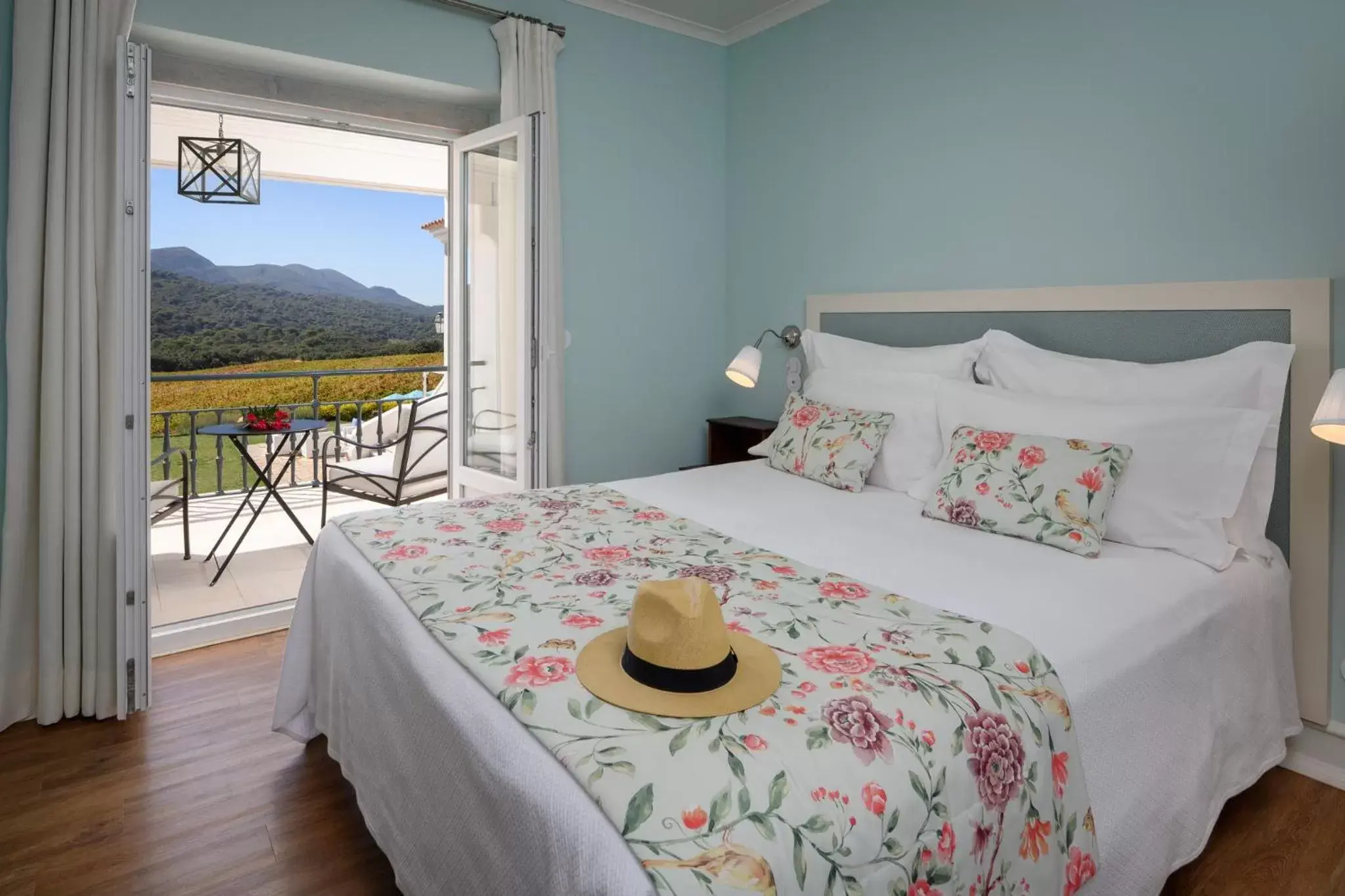 Balcony/Terrace, Bed in Hotel Casa Palmela - Small Luxury Hotels of The World, Hotel & Villas