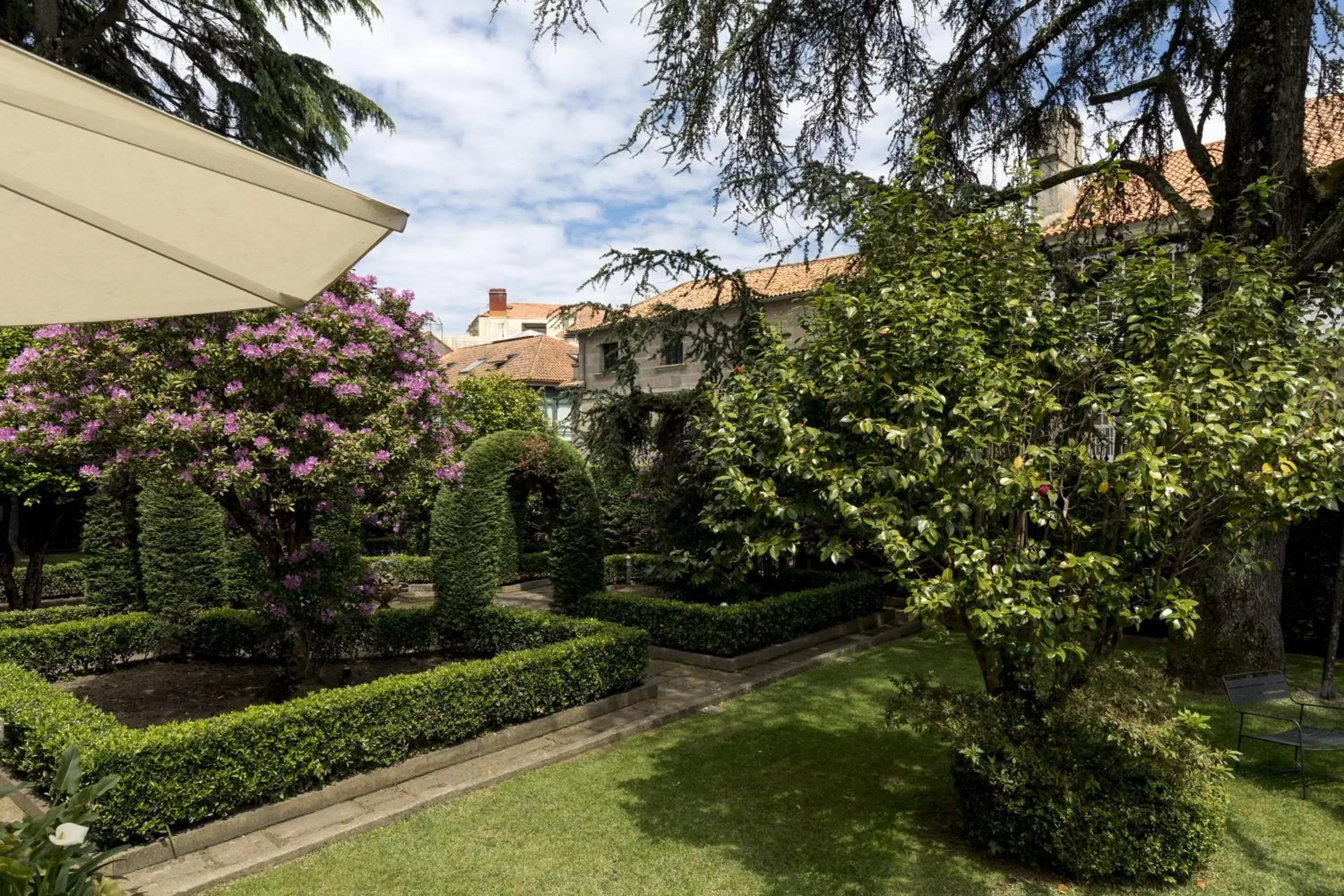 Garden view in Parador de Pontevedra