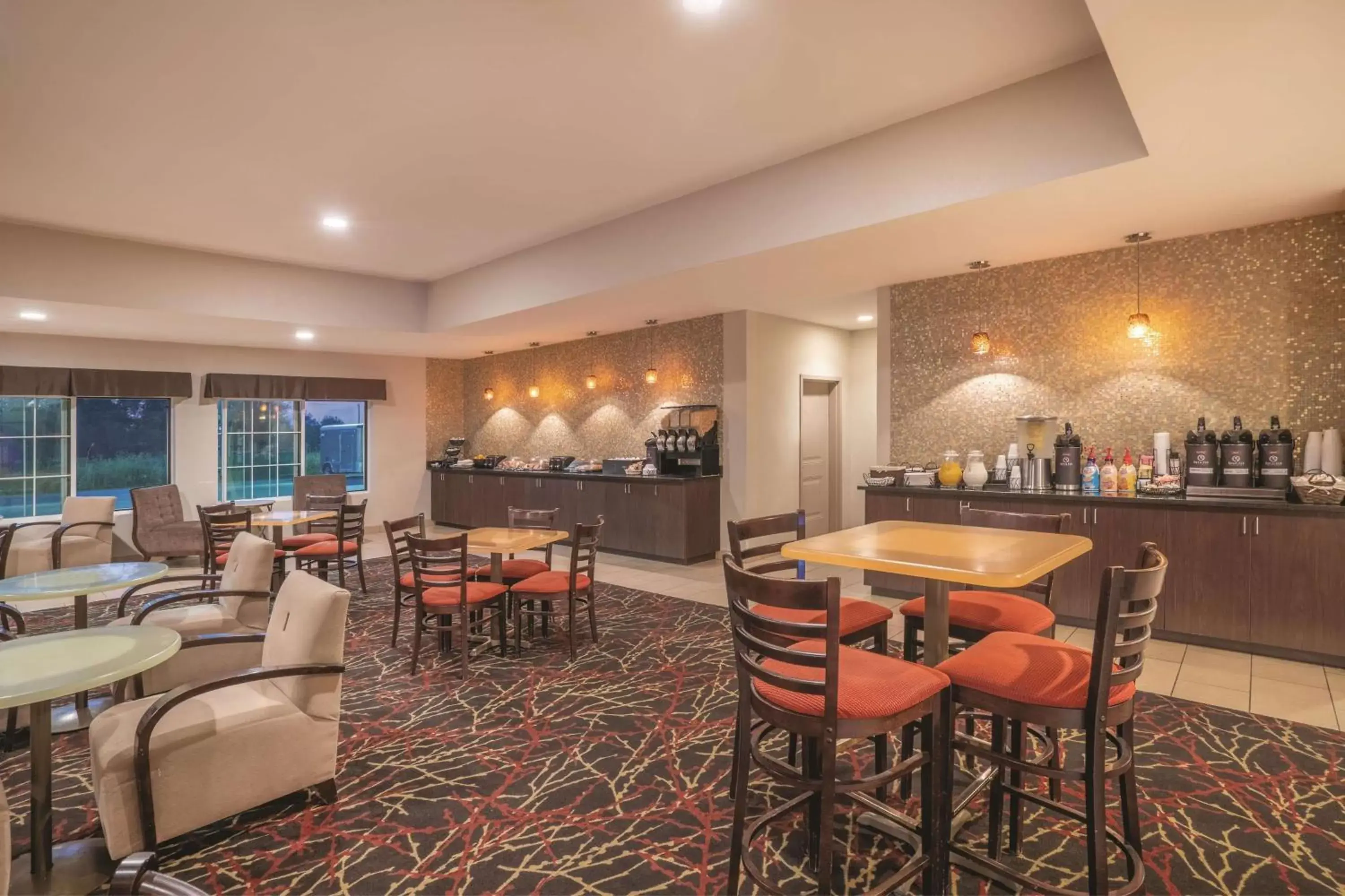 Restaurant/Places to Eat in La Quinta by Wyndham Verona