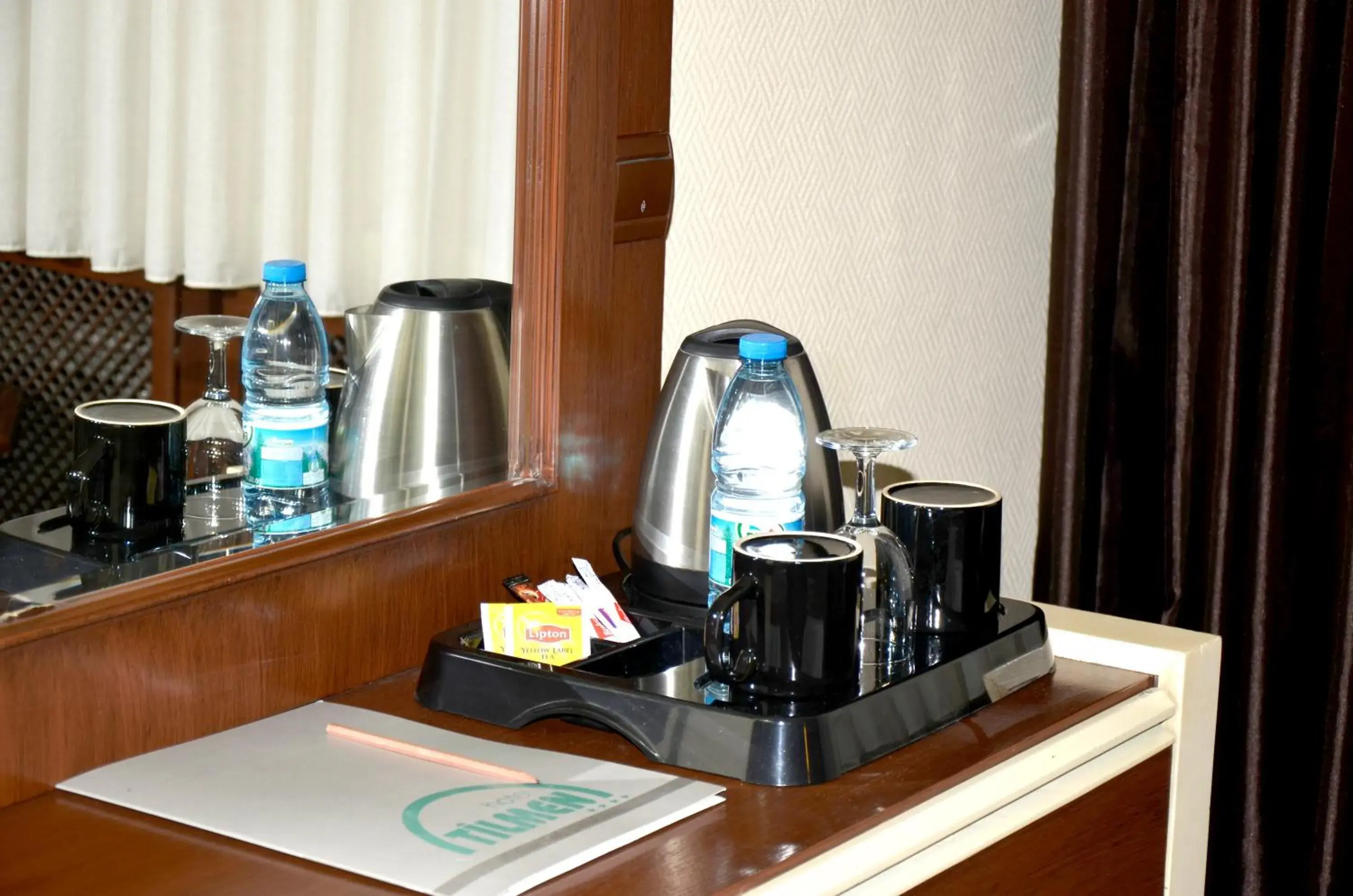 Drinks, Coffee/Tea Facilities in Hotel Tilmen