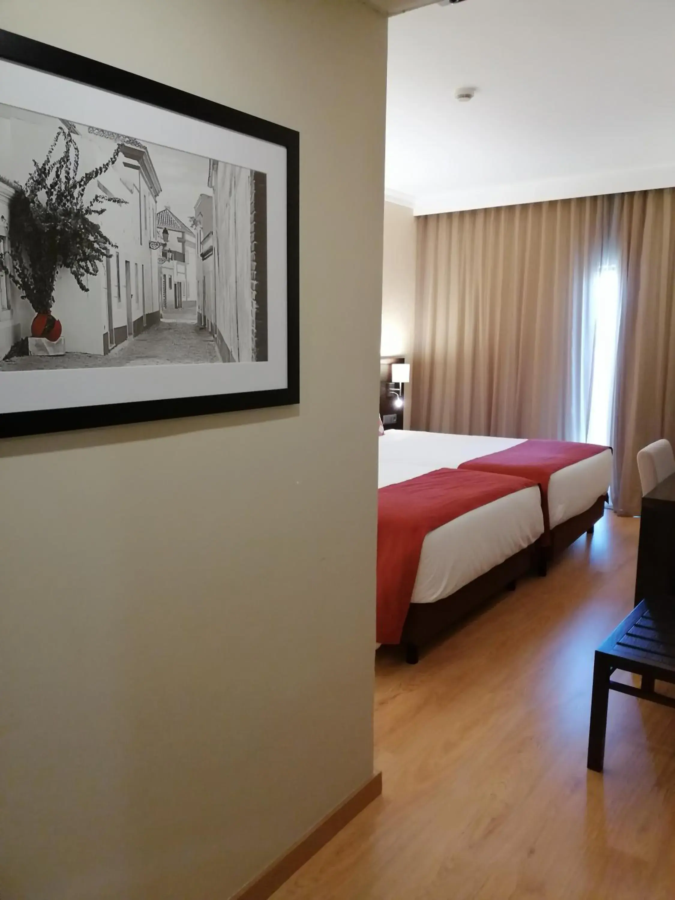 Bed in Hotel Monaco Bed in Hotel Monaco