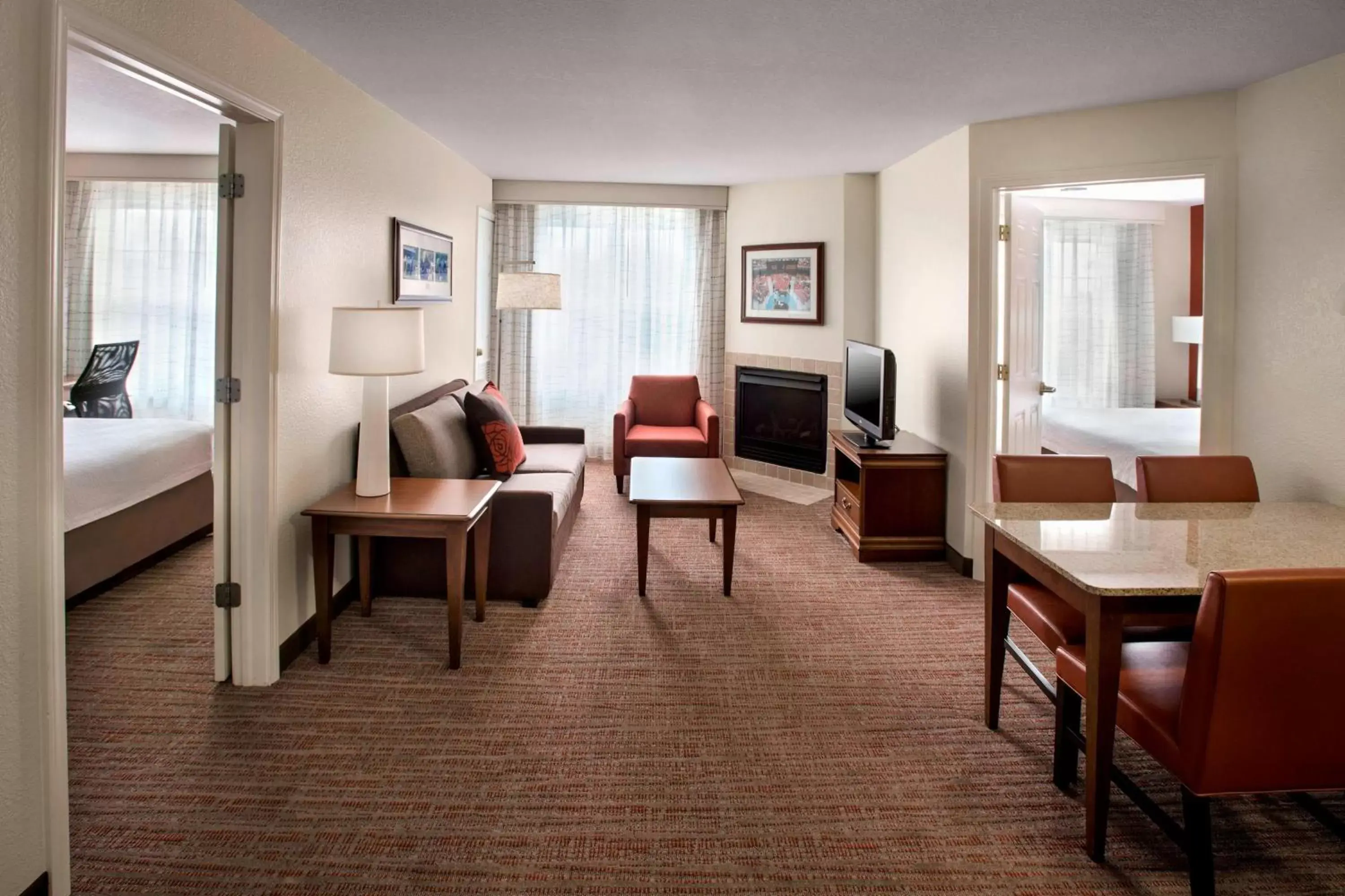 Bedroom, Seating Area in Residence Inn by Marriott Saratoga Springs
