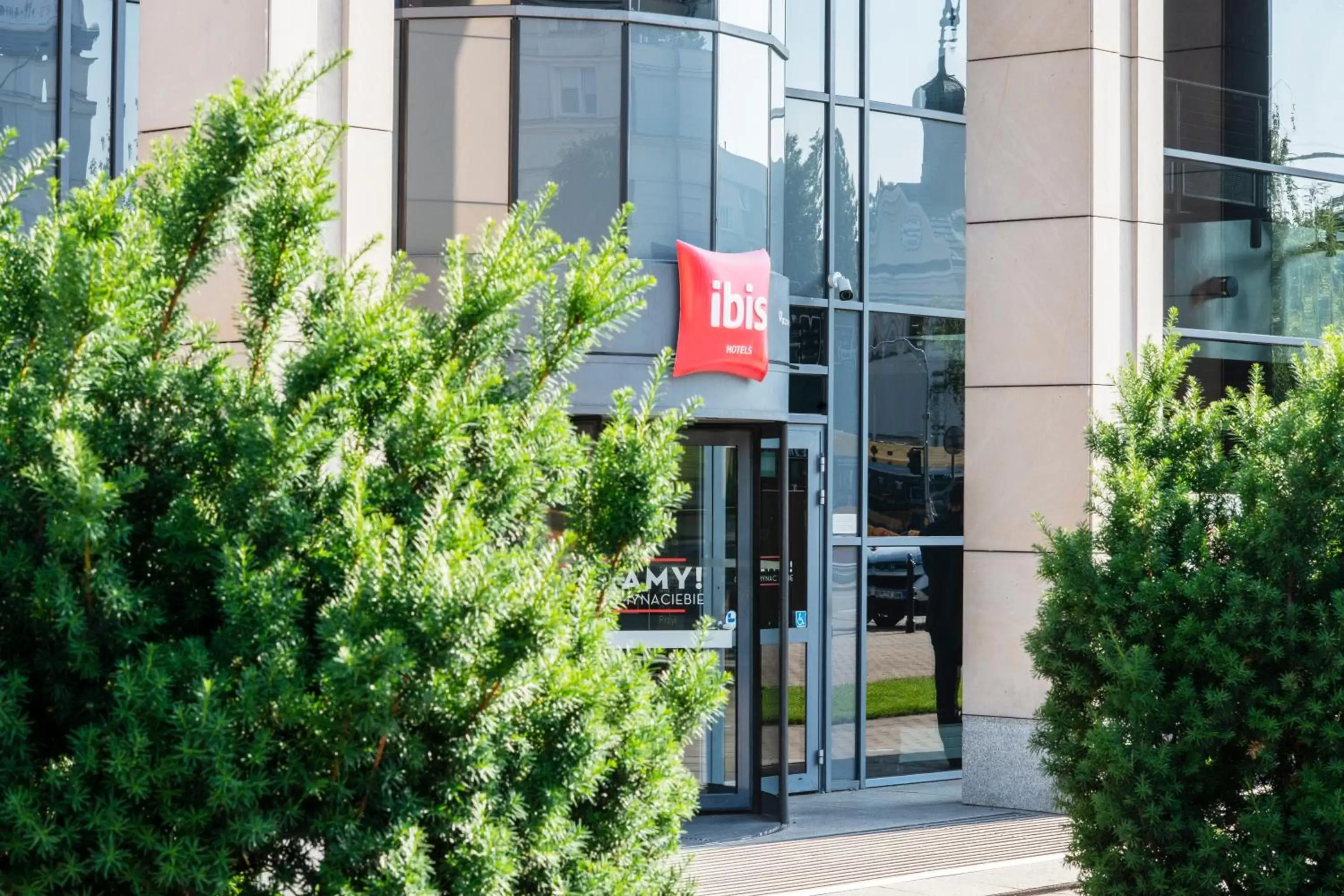 Facade/entrance, Property Building in Ibis Warszawa Stare Miasto