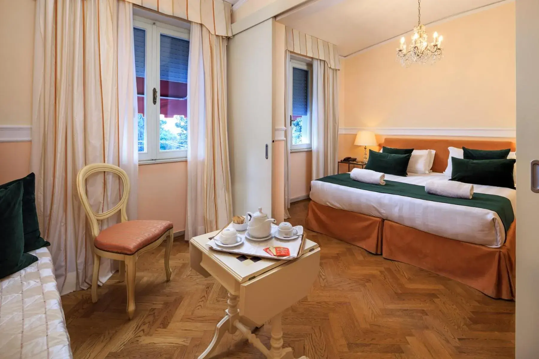 Photo of the whole room in Hotel Villa Carlotta