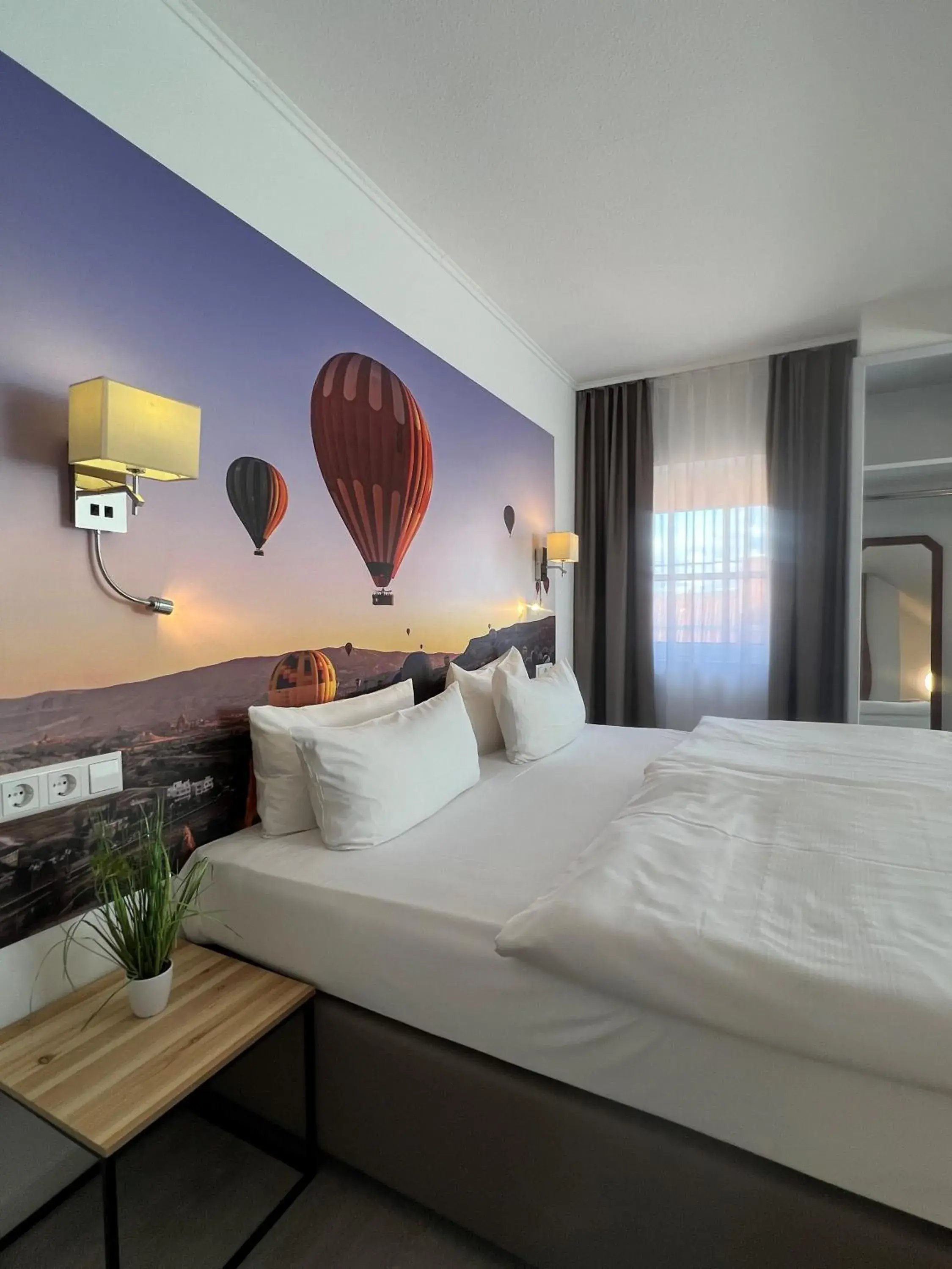 Bed in Hotel Bitzer Superior Backnang City