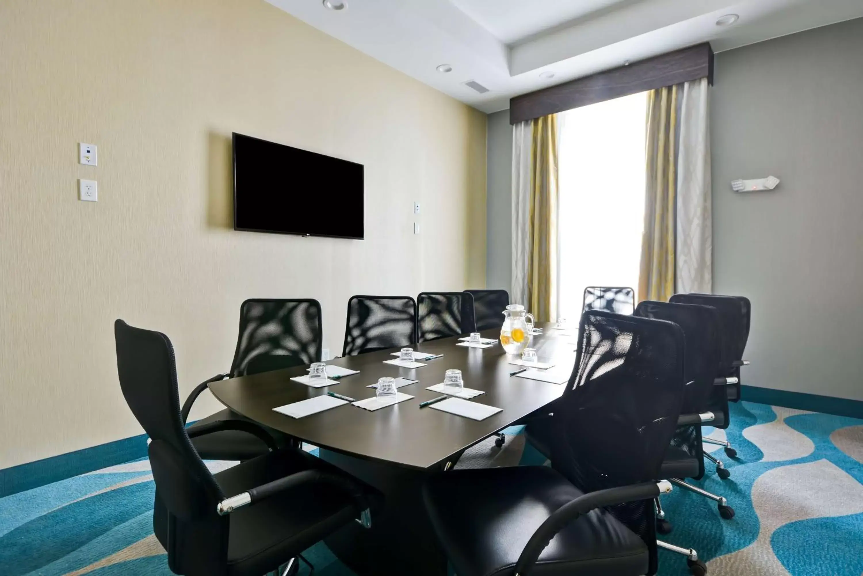 Meeting/conference room in Homewood Suites By Hilton Galveston