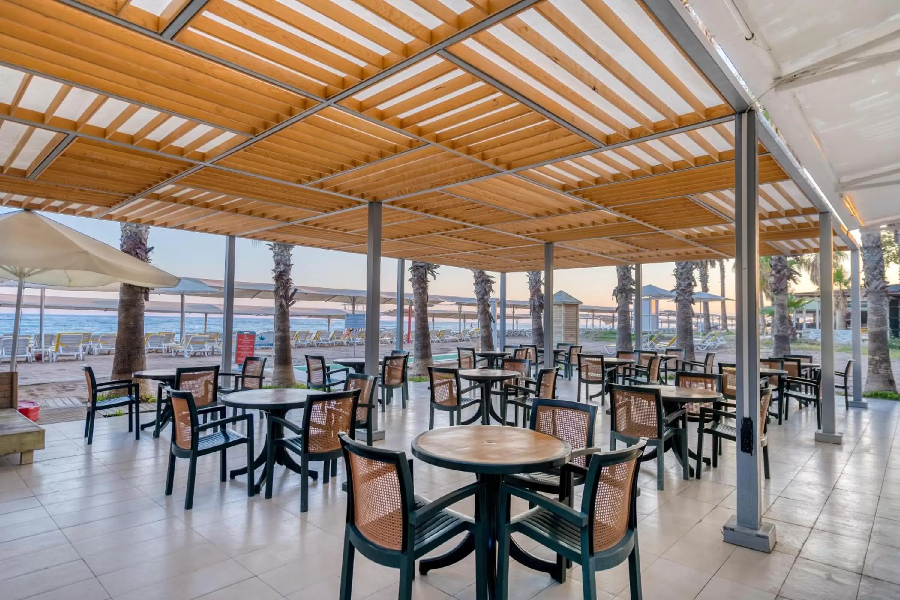 Lounge or bar in Labranda Excelsior Hotel Lounge or bar in Labranda Excelsior Hotel