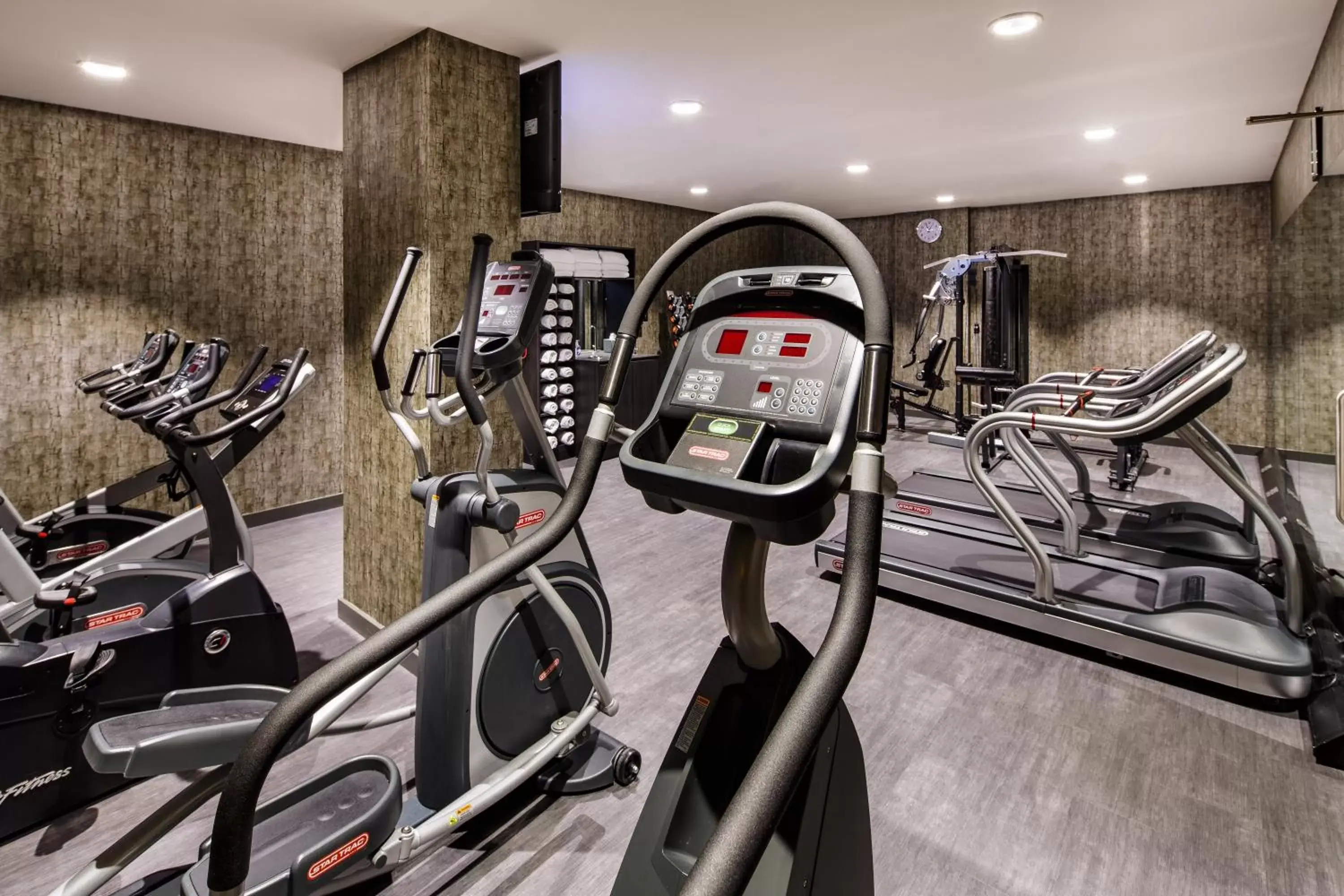 Fitness centre/facilities, Fitness Center/Facilities in Crowne Plaza Aberdeen Airport, an IHG Hotel