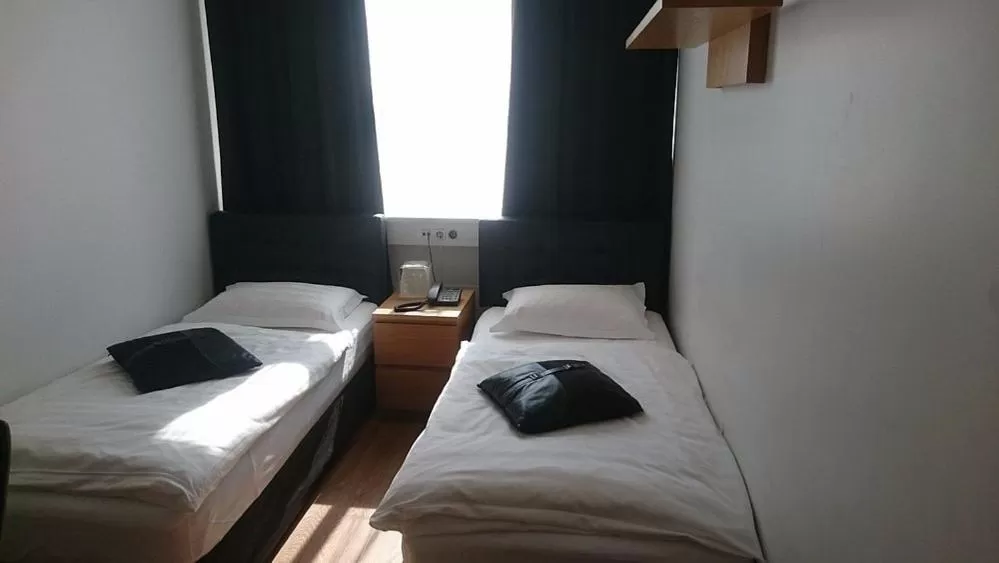 Bedroom, Bed in 101 Guesthouse Hotel