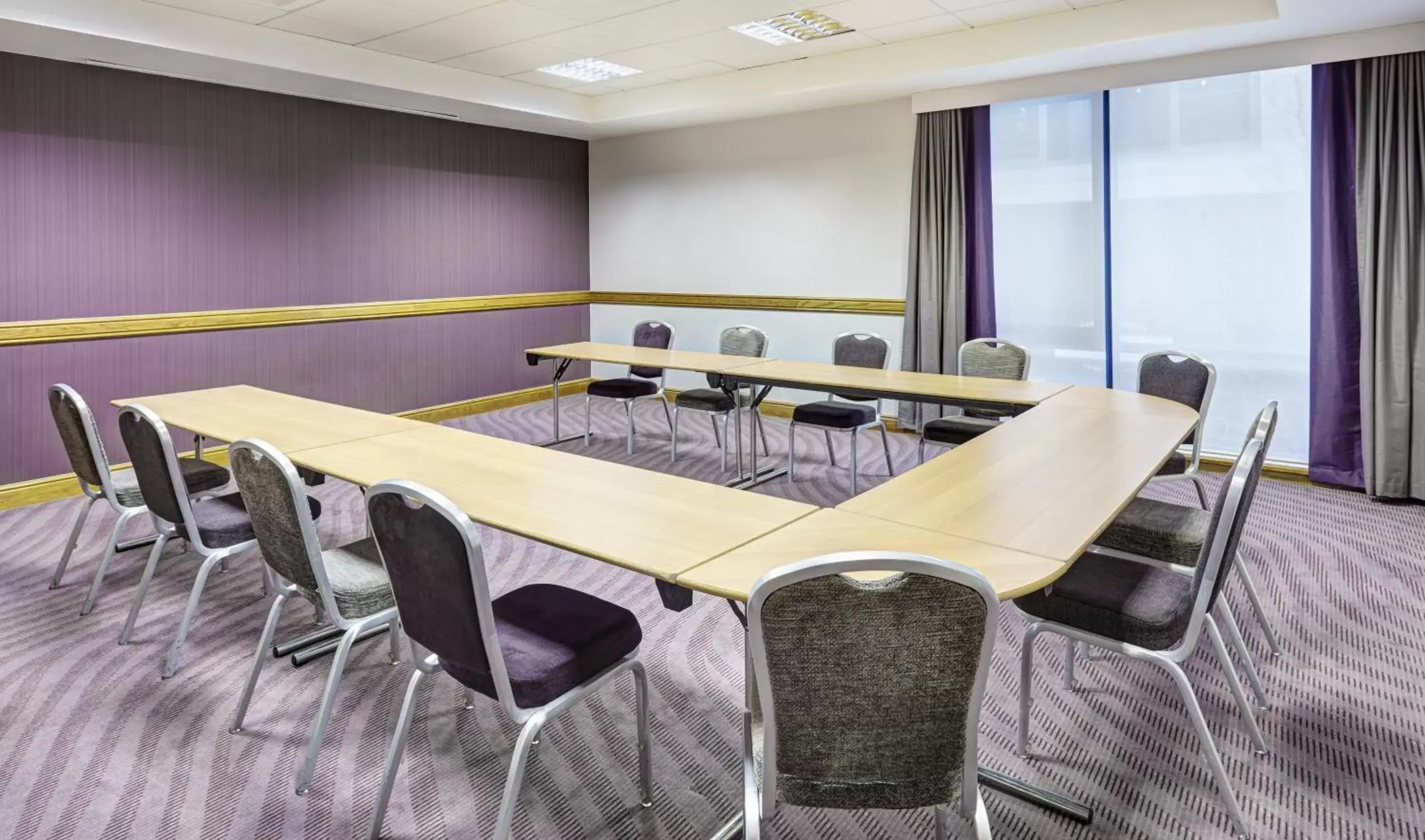 Coffee/tea facilities in Leonardo Hotel Milton Keynes - Formerly Jurys Inn