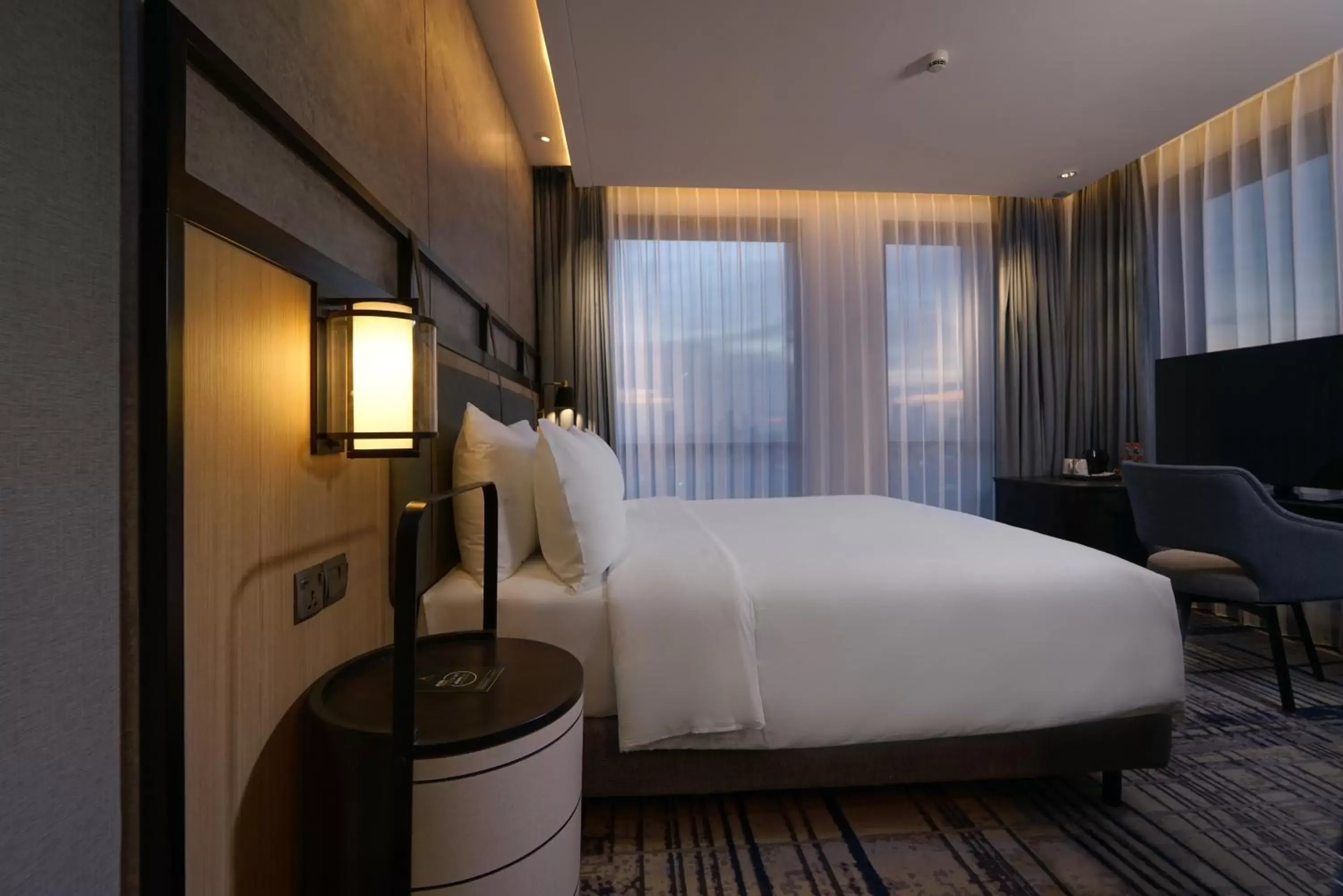 Bed in Mercure Surabaya Manyar