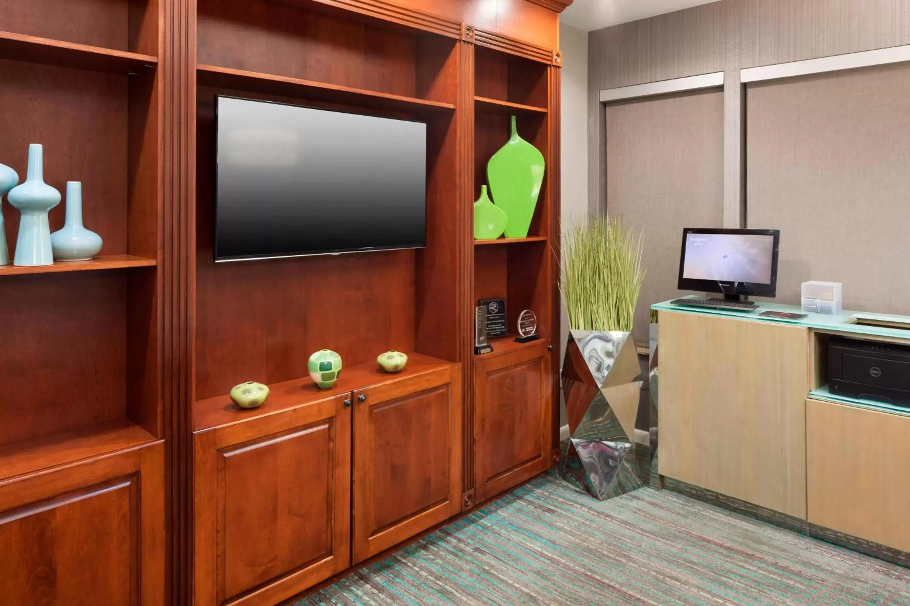 Business facilities, TV/Entertainment Center in Residence Inn Jackson Ridgeland