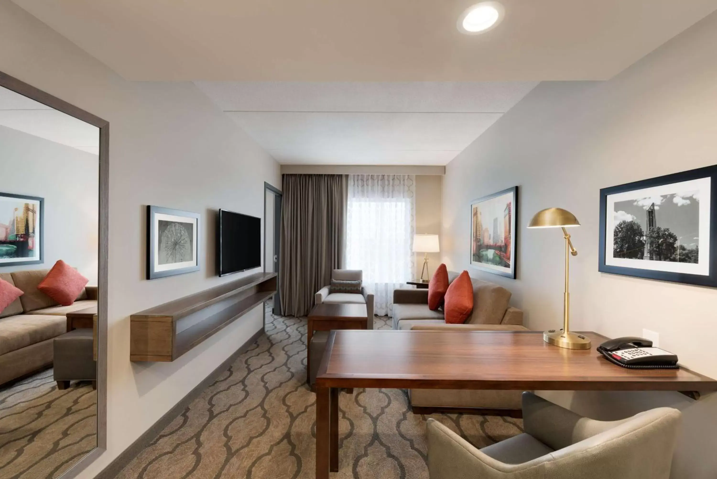Living room, Seating Area in Embassy Suites by Hilton Chicago Naperville