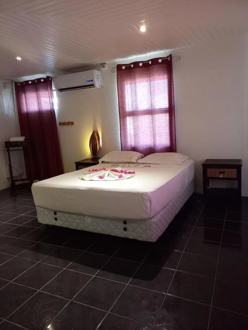 Photo of the whole room, Bed in Bamboo Backpackers