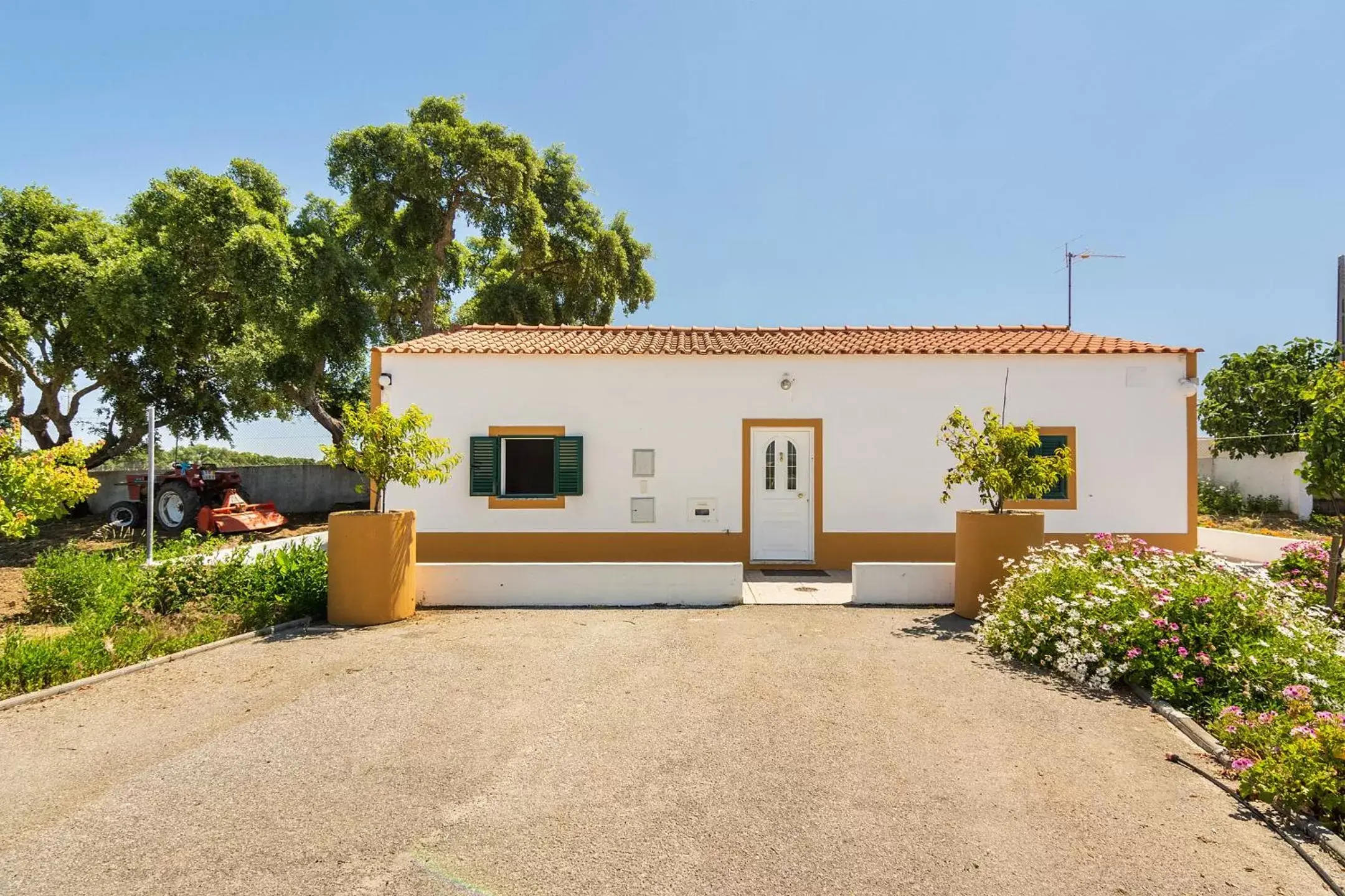 Two-Bedroom House in Graca Hotel Two-Bedroom House in Graca Hotel