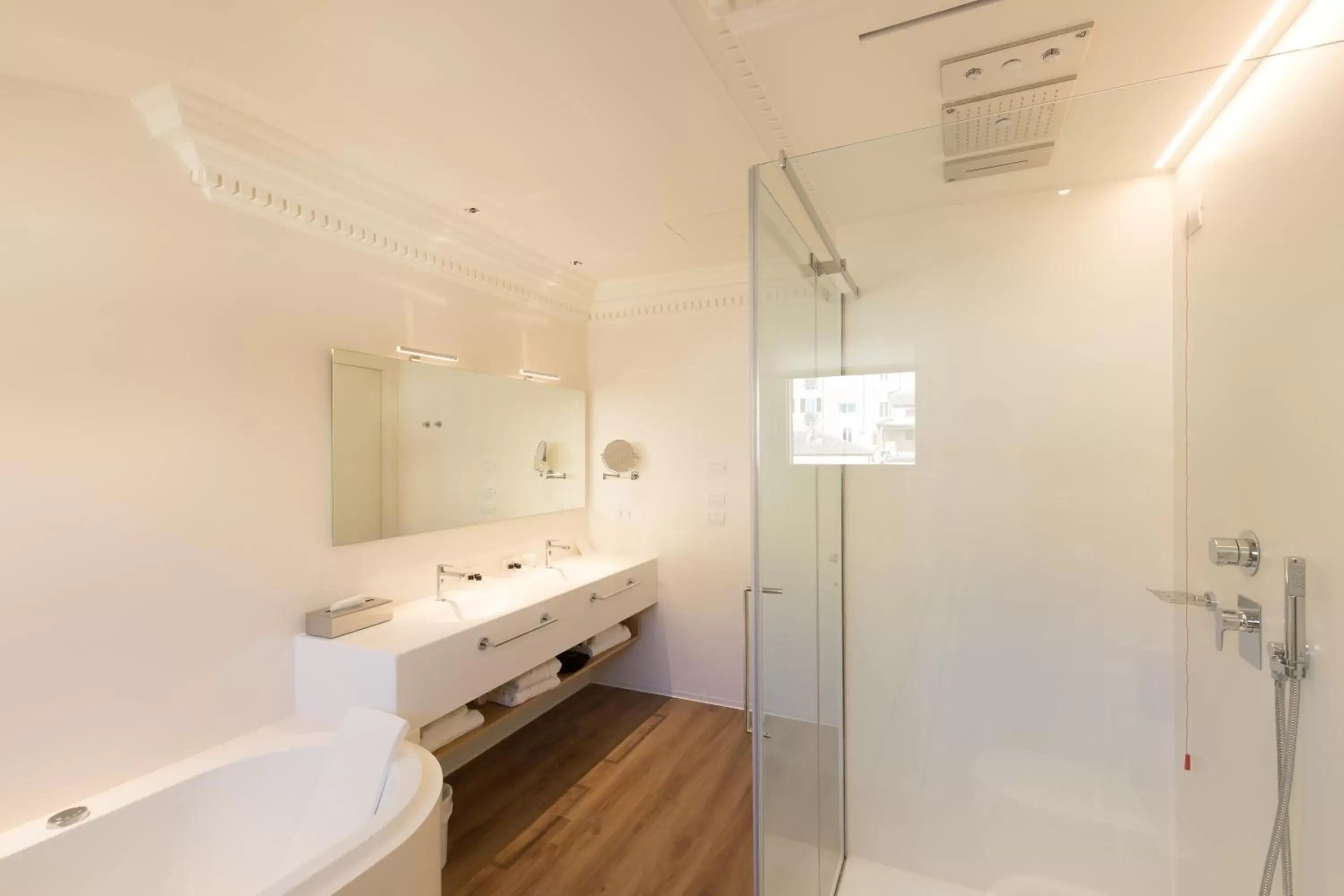 Bathroom in Grand Hotel Palace