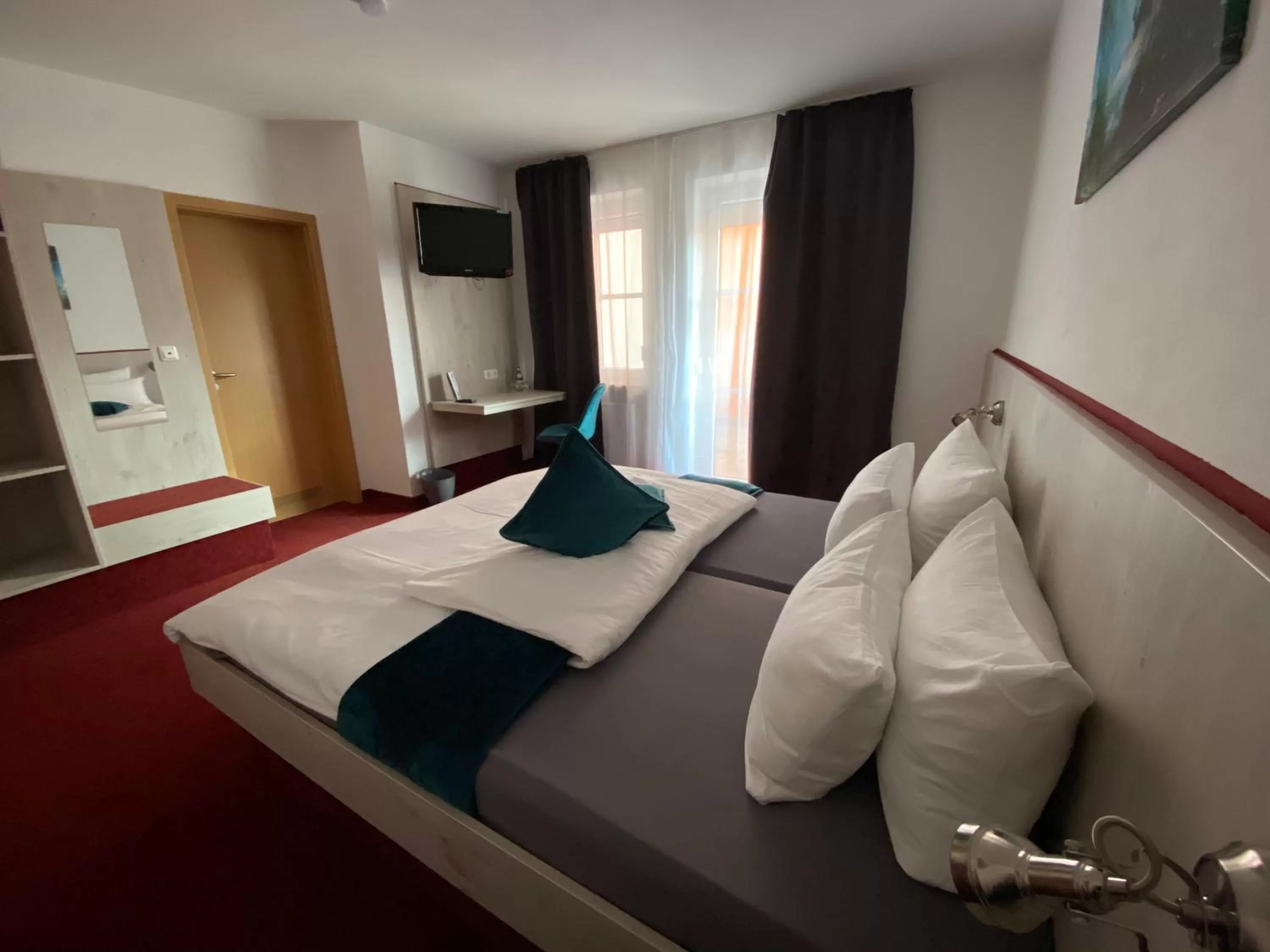 Bedroom, Bed in Hotel Wilder Mann