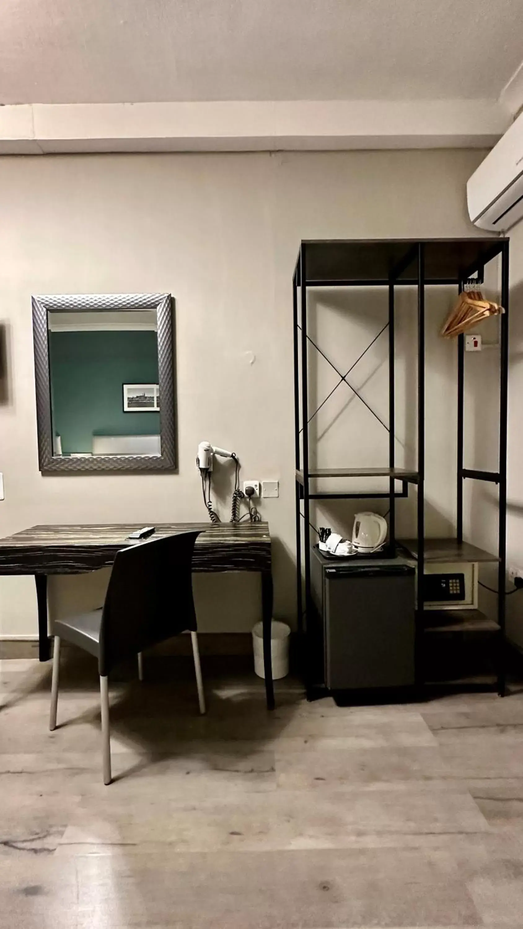 Coffee/tea facilities in Sliema Marina Hotel