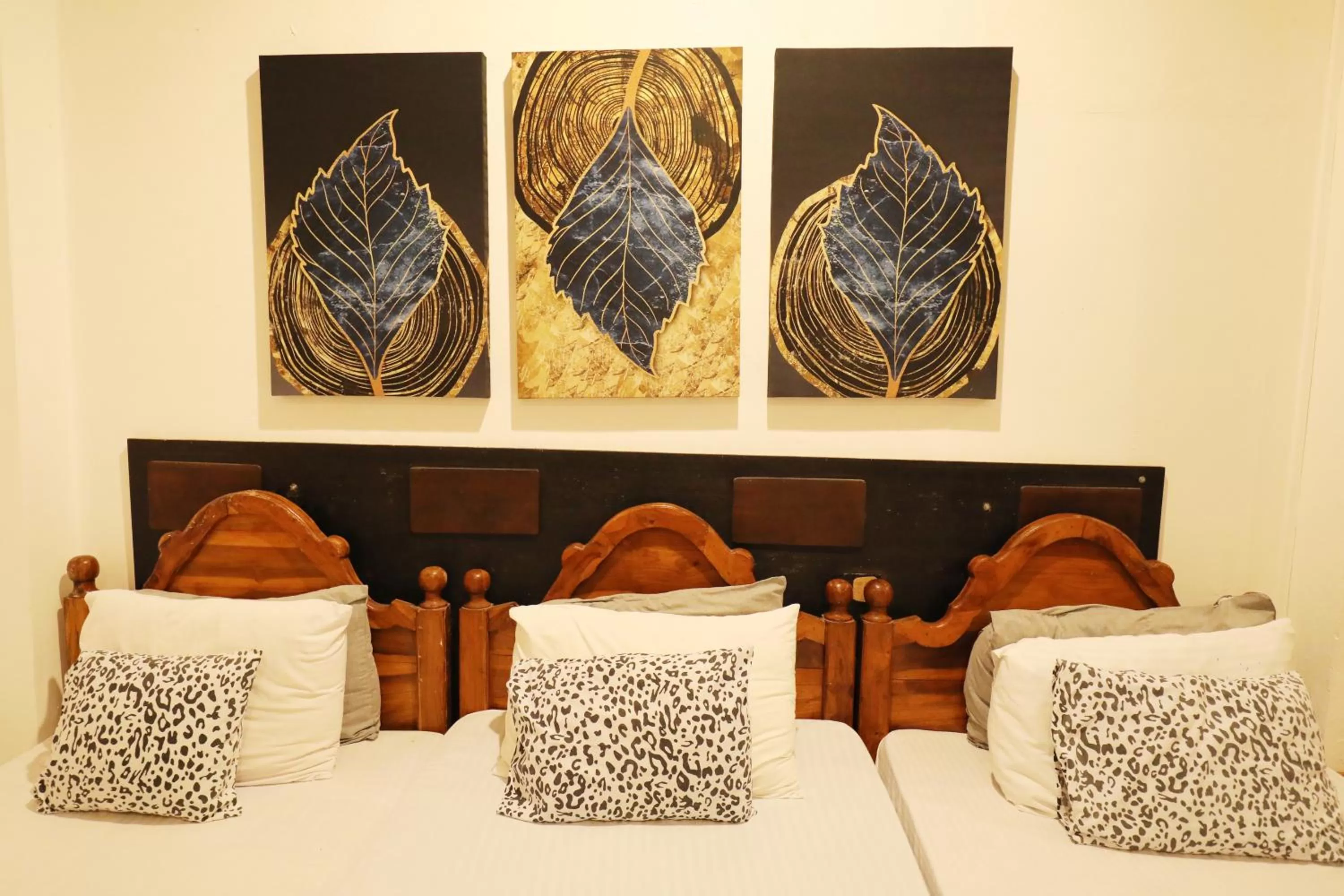 Bed in Seyara Holiday Resort