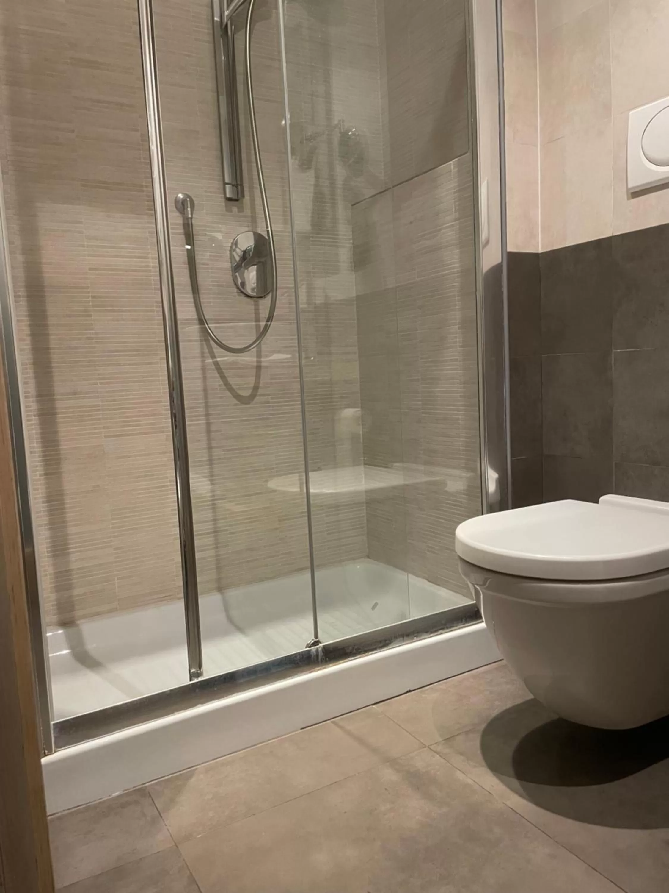 Bathroom in Hotel De Petris