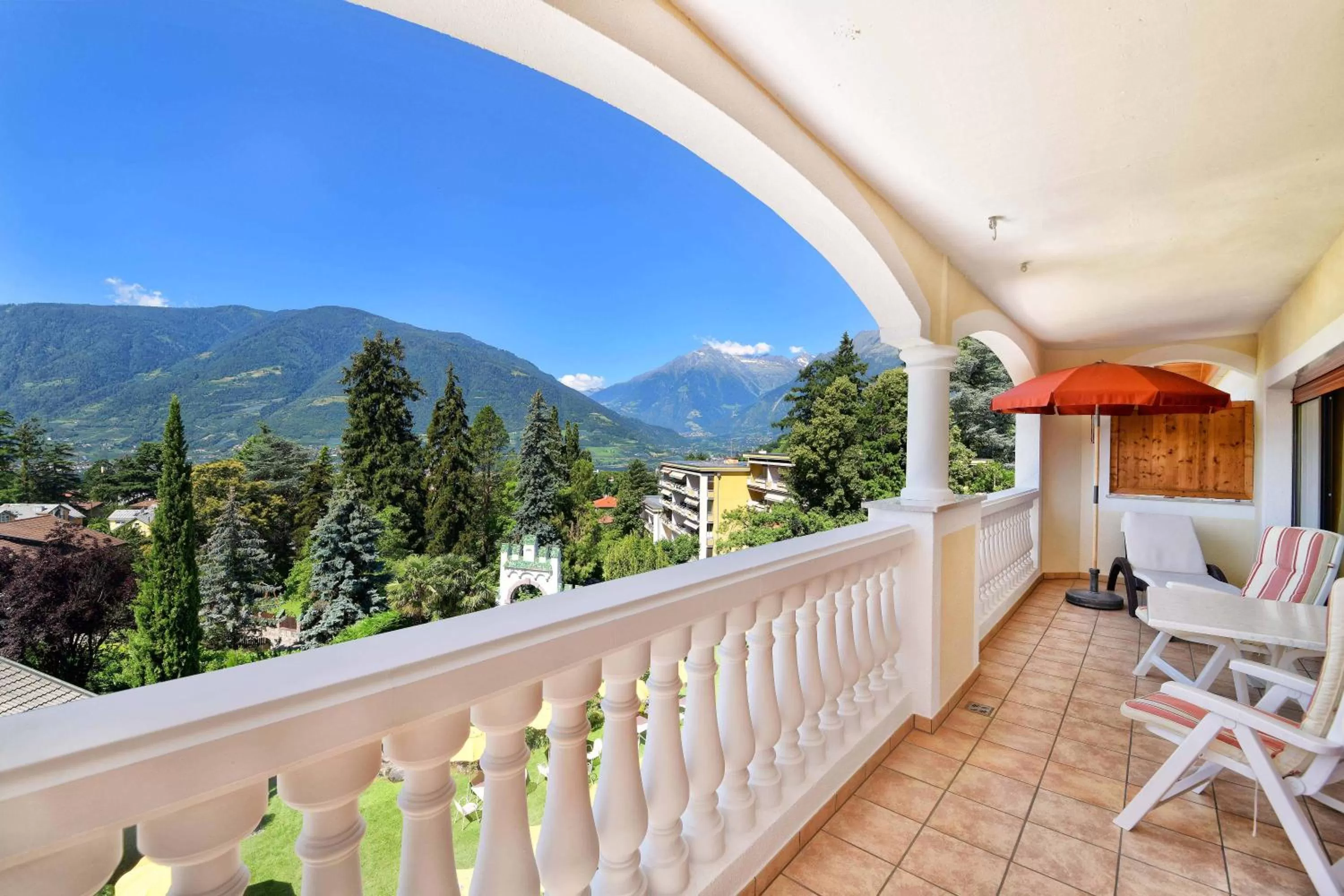 Garden in Hotel Sonnenburg