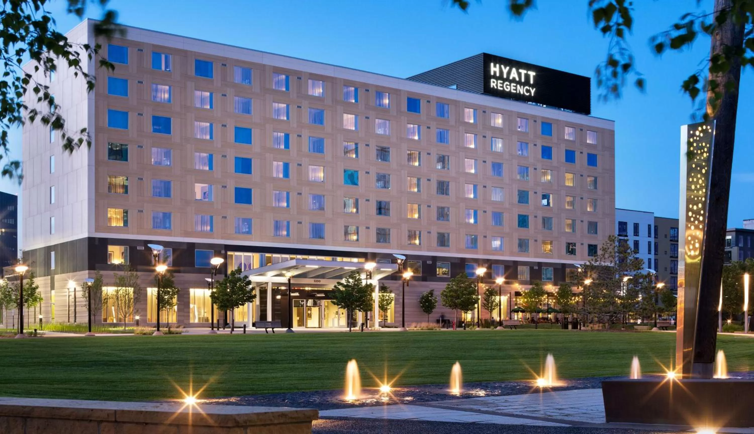 Property building in Hyatt Regency Bloomington - Minneapolis