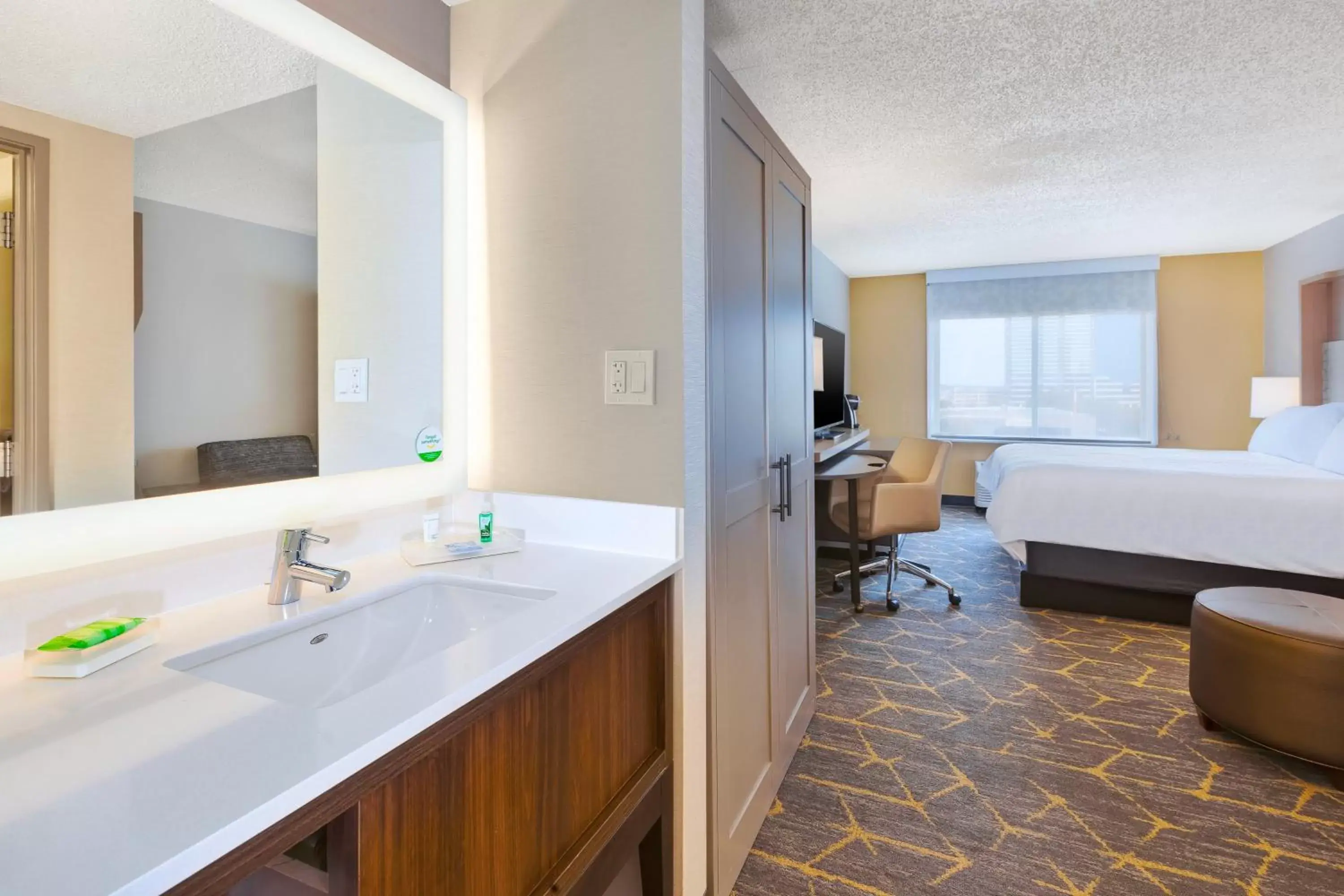 Photo of the whole room, Bathroom in Holiday Inn Grand Rapids Downtown, an IHG Hotel