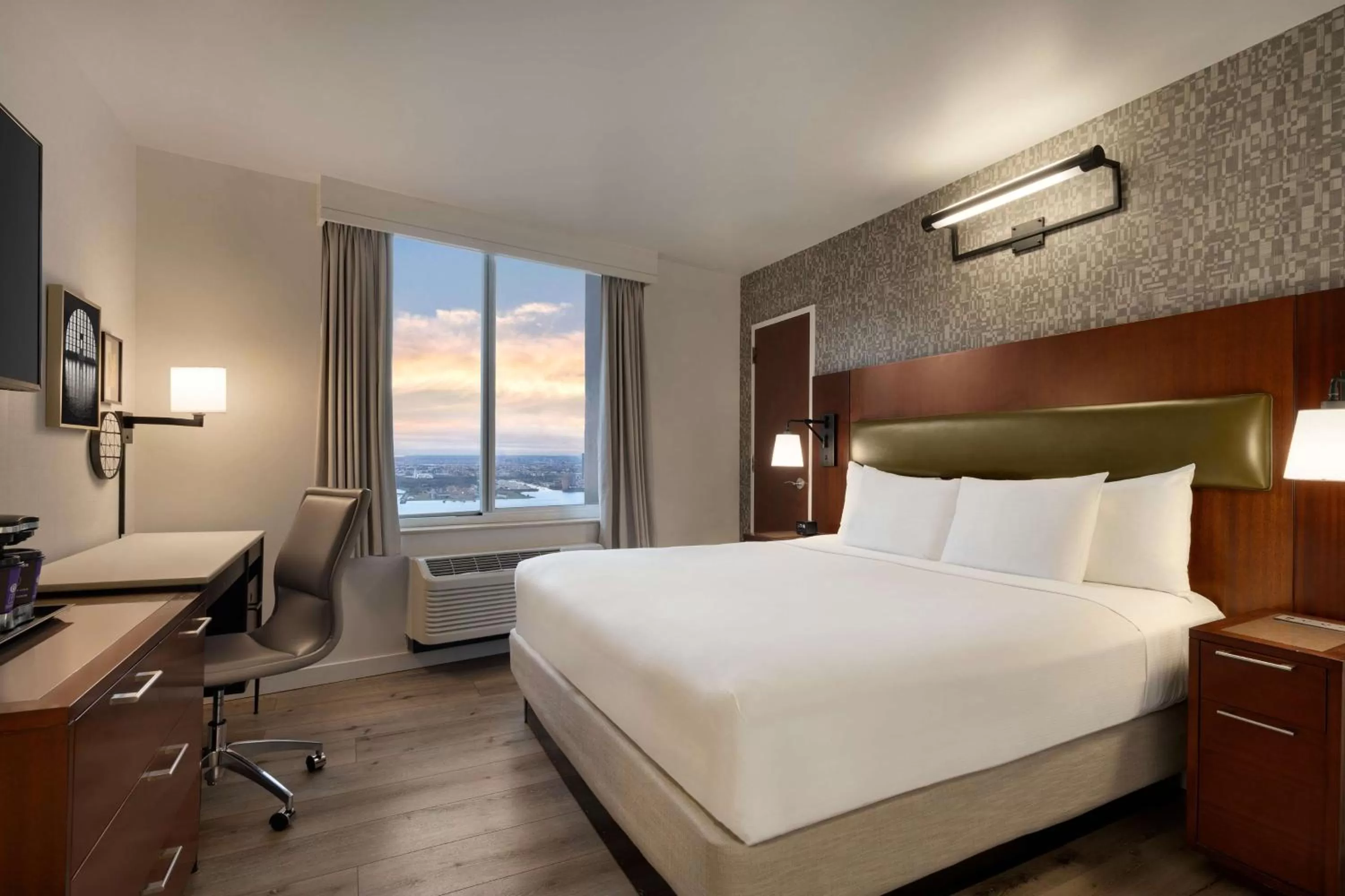 Bed in DoubleTree by Hilton New York Downtown