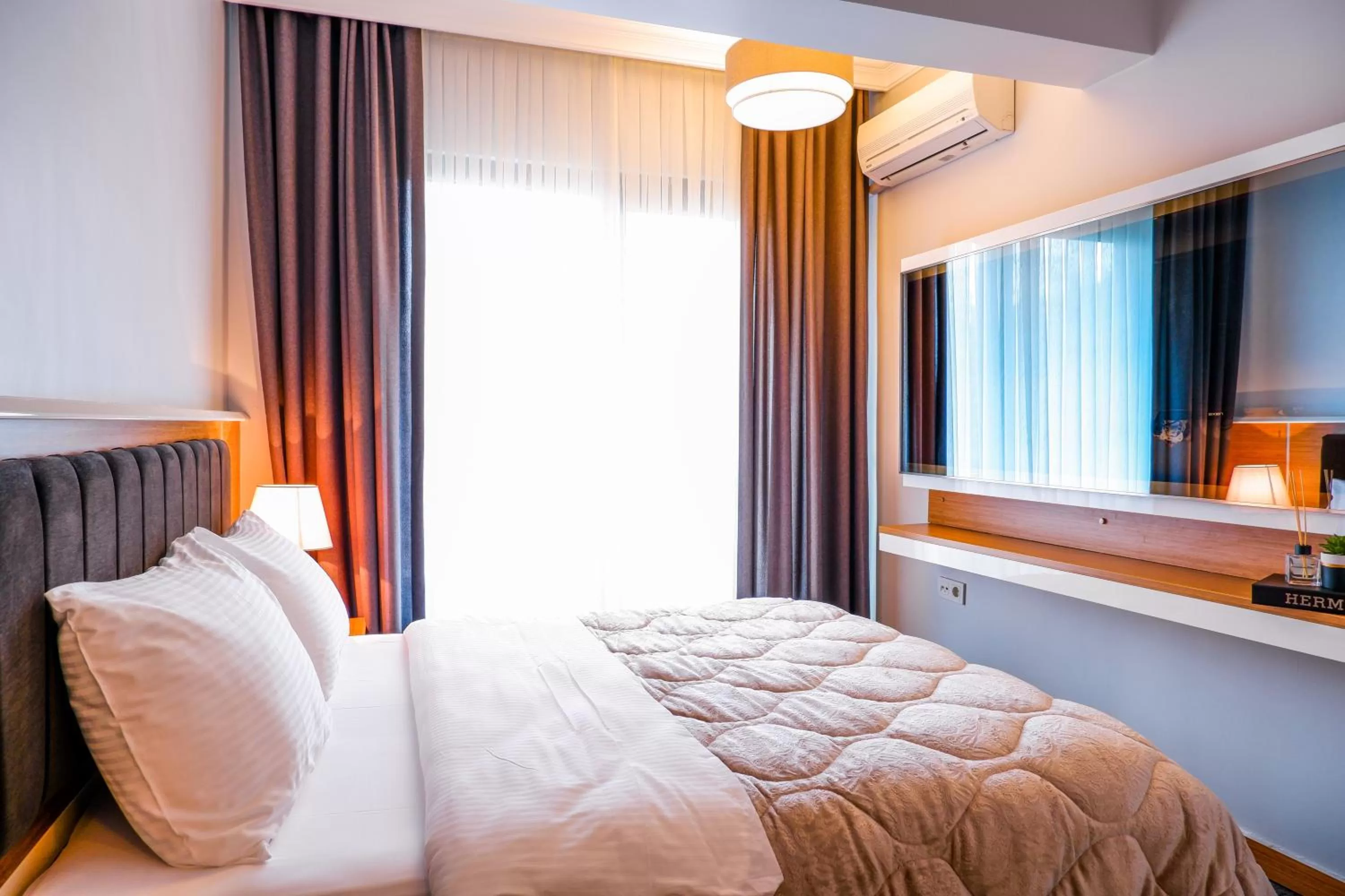 Bed in Didi Butik Hotel