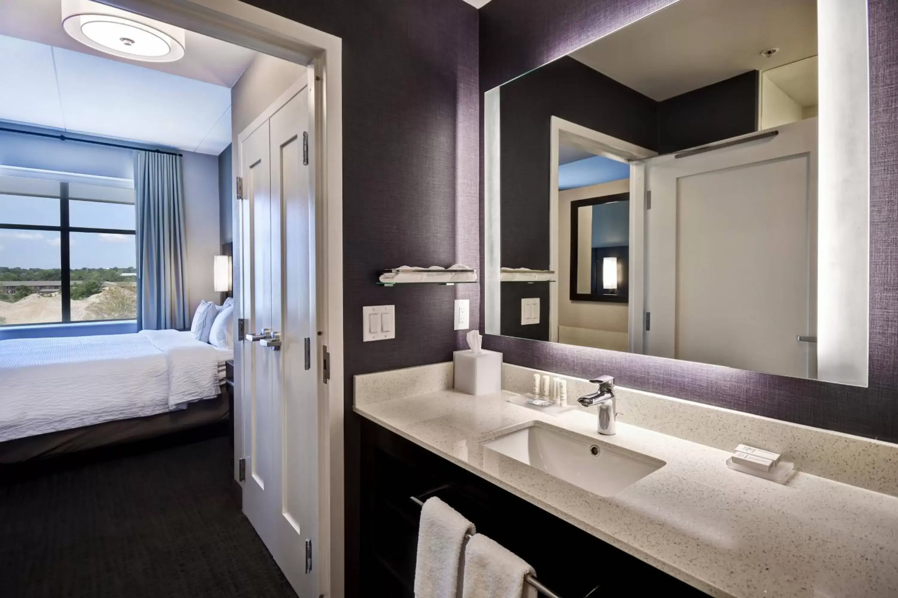 Bathroom in Residence Inn by Marriott Cincinnati Northeast/Mason