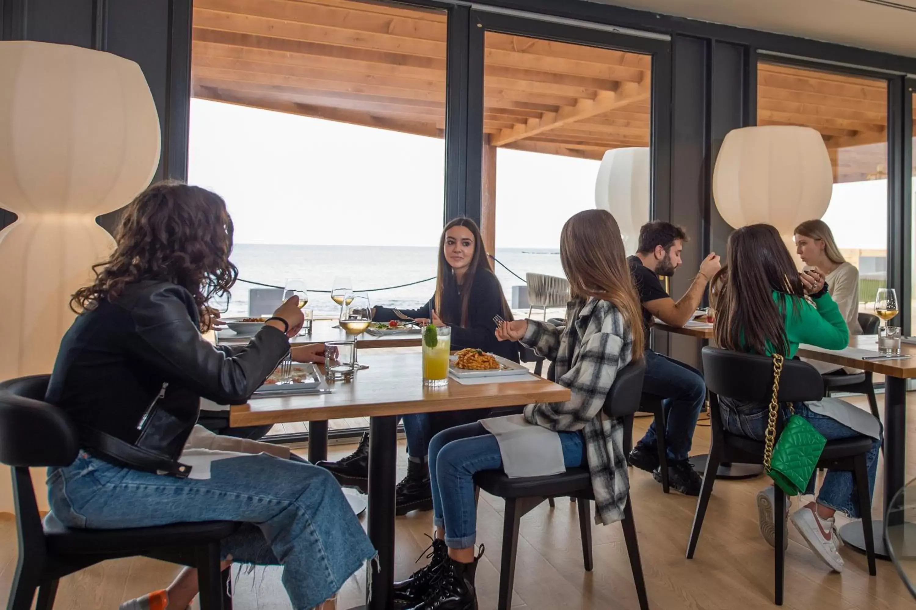 Restaurant/places to eat in Hotel Punta Tipa Restaurant/places to eat in Hotel Punta Tipa