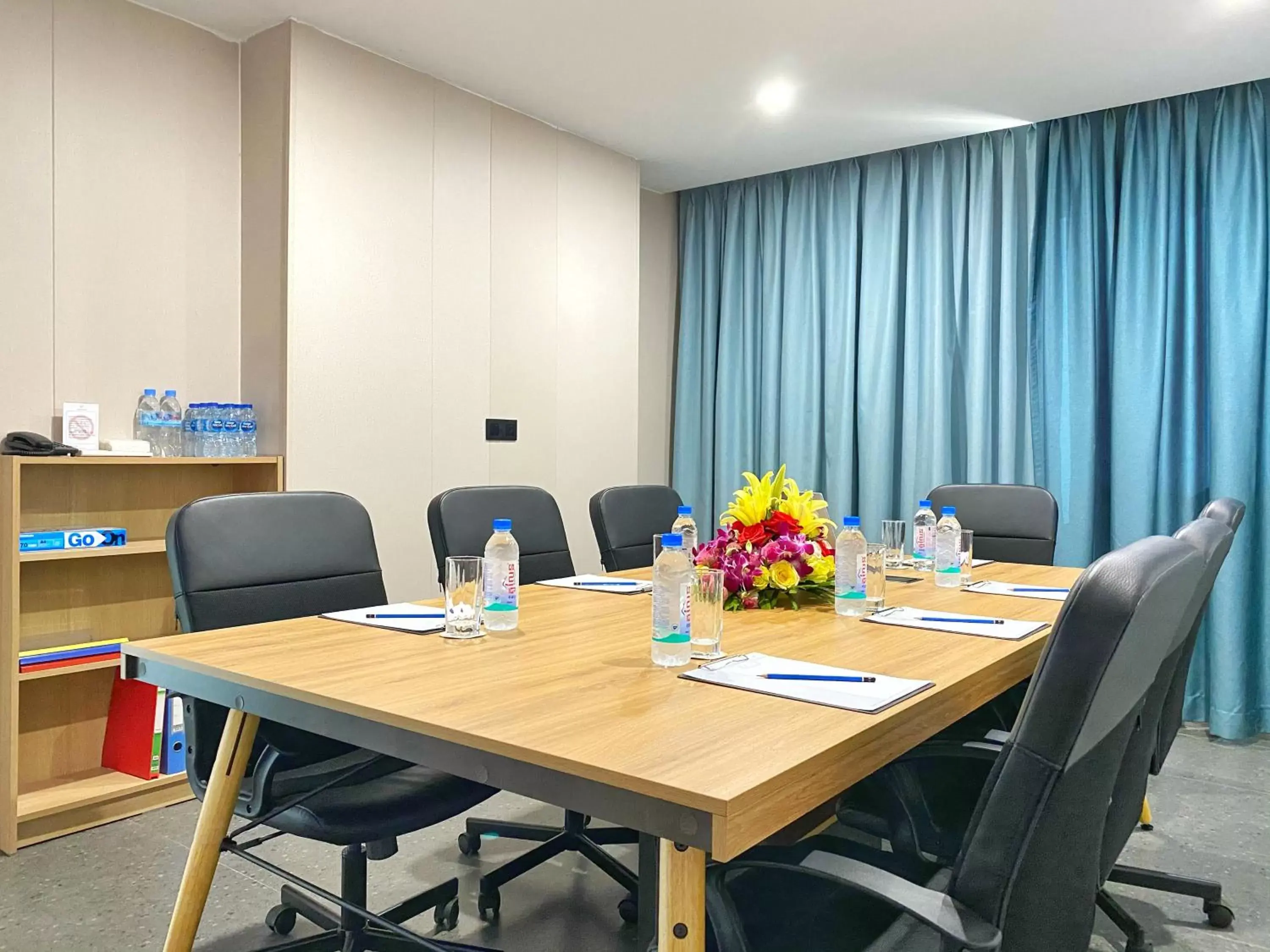 Meeting/conference room in Yunfan Hotel